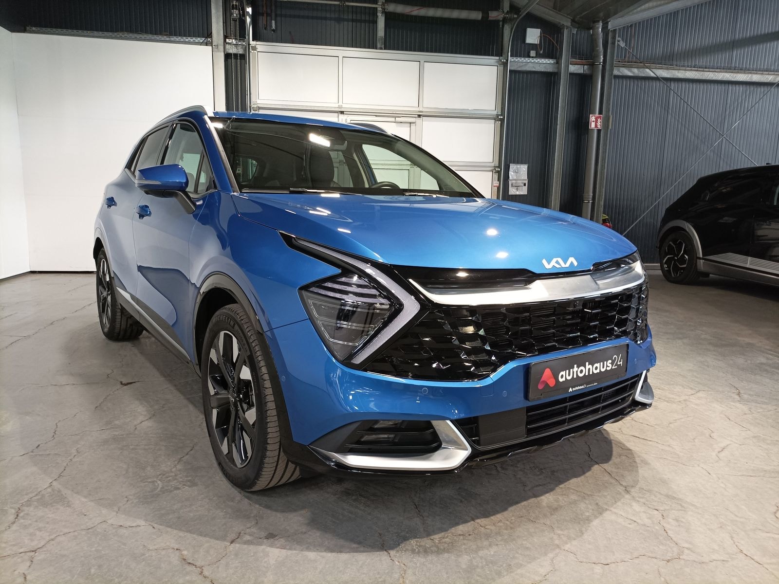 Kia Sportage SUV / Crossover / Geländewagen KIA Sportage 1.6 T-GDI Plug-in Hybrid Auto 4WD Sports Utility Vehicle #1