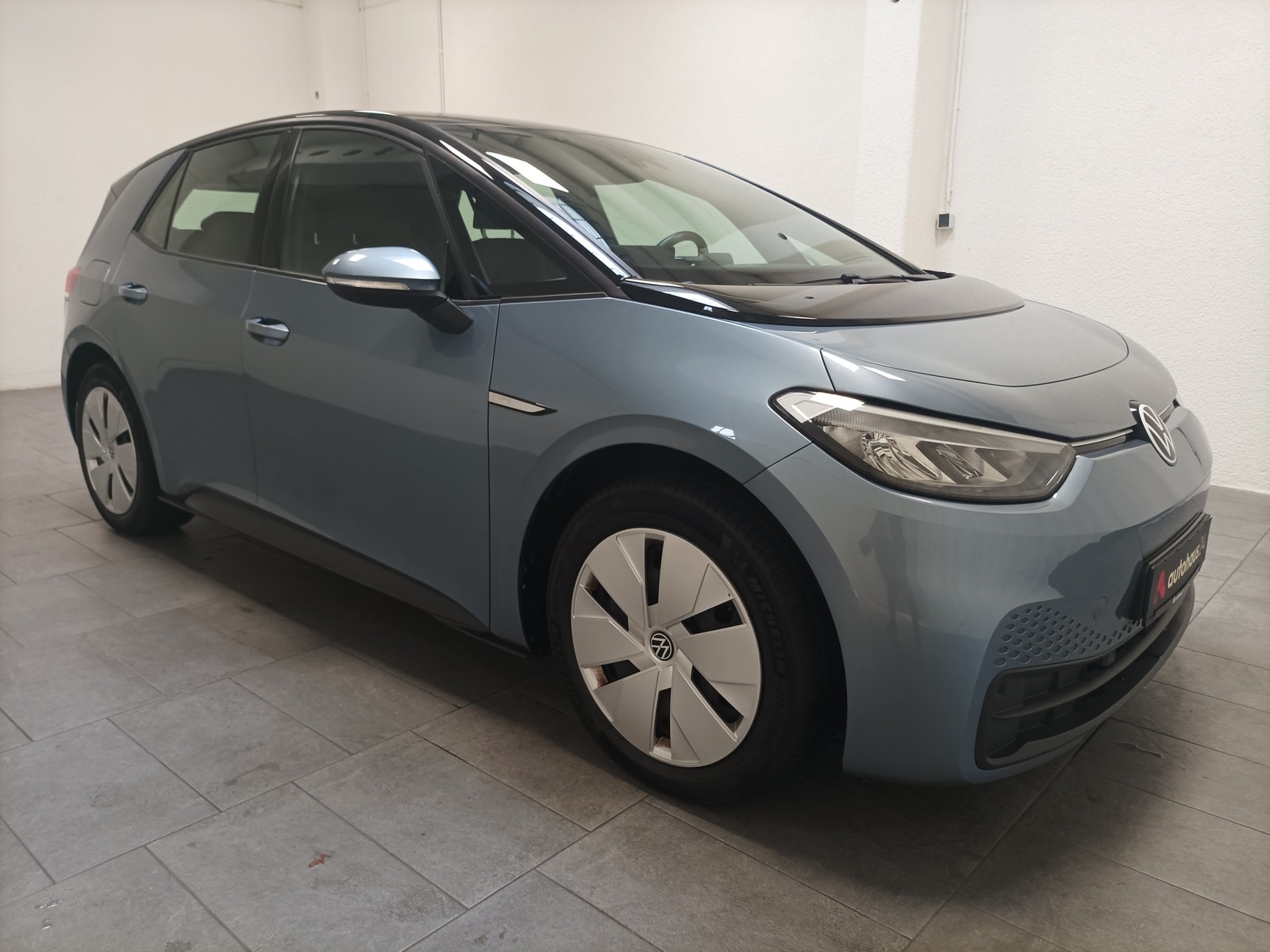 Volkswagen ID.3 Limousine VOLKSWAGEN ID.3 Pure Kat.2 Logo 45 kWh 110 kW P. Style Schräghecklimousine #1