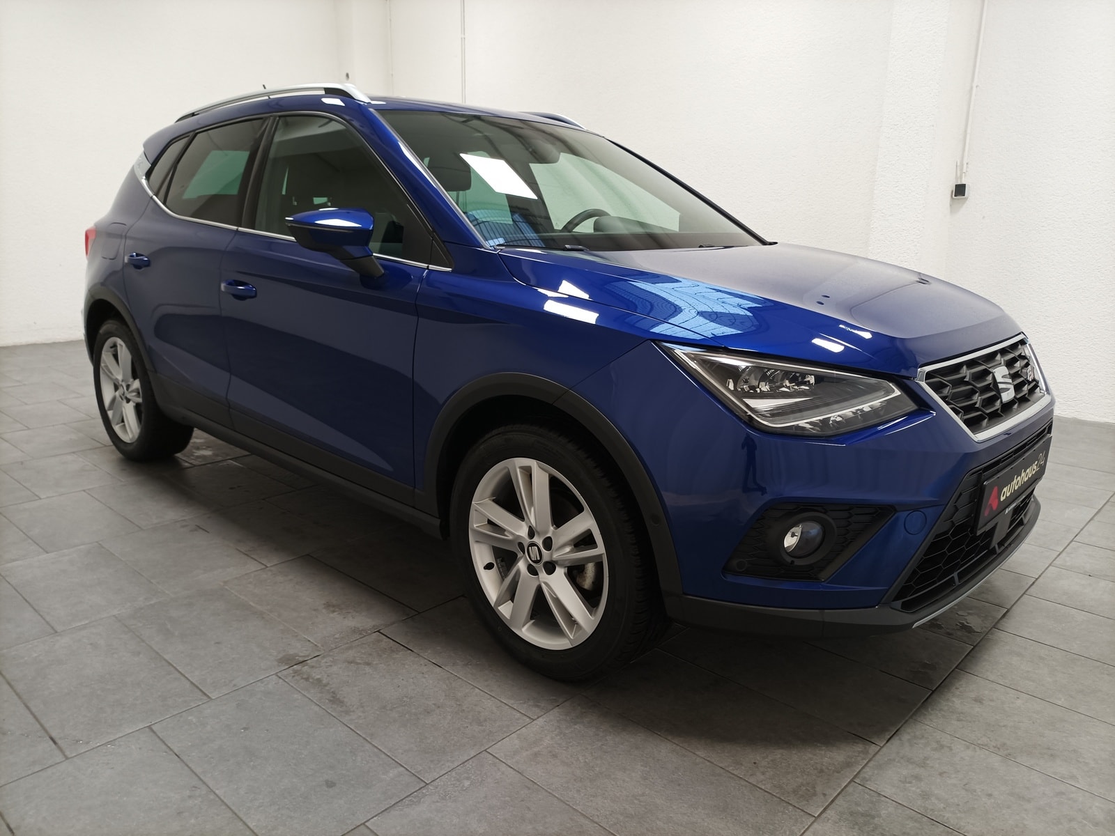 SEAT Arona SUV / Crossover / Geländewagen SEAT Arona 1.0 EcoTSI Start&Stop 85kW Style Sports Utility Vehicle #1