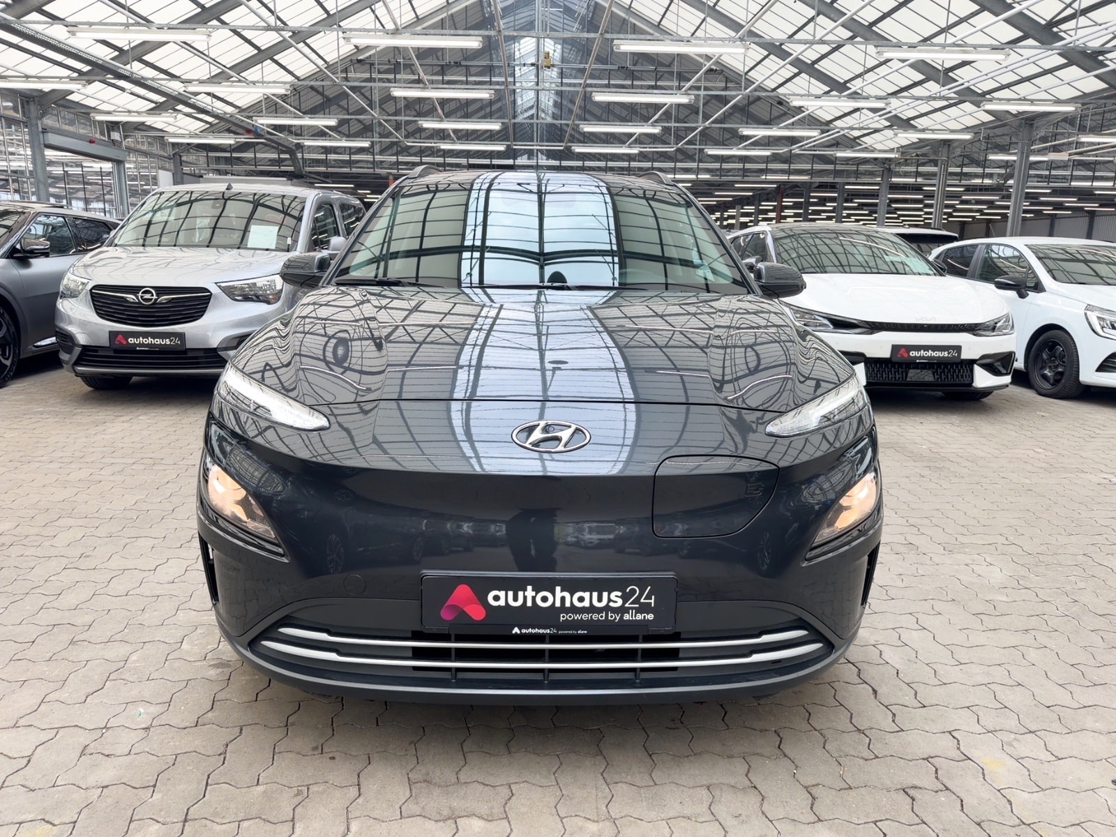 Hyundai Kona SUV Kona Ed. 30+ 39,2 kWh #2