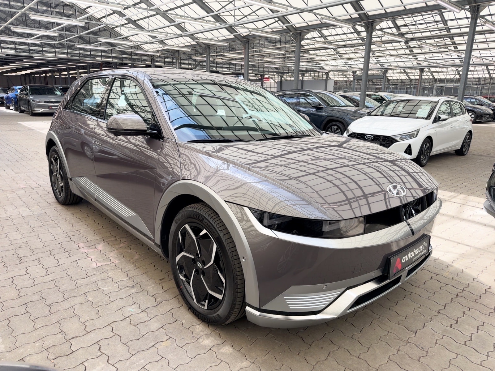Hyundai IONIQ 5 Limousine HYUNDAI IONIQ 5 58 kWh 125 kW Heckantrieb Sports Utility Vehicle #1