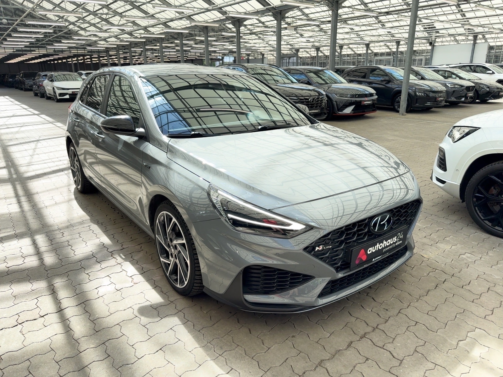 Hyundai i30 Limousine HYUNDAI i30 1.5 T-GDI Hybrid N Line DCT Fastback Schräghecklimousine #1