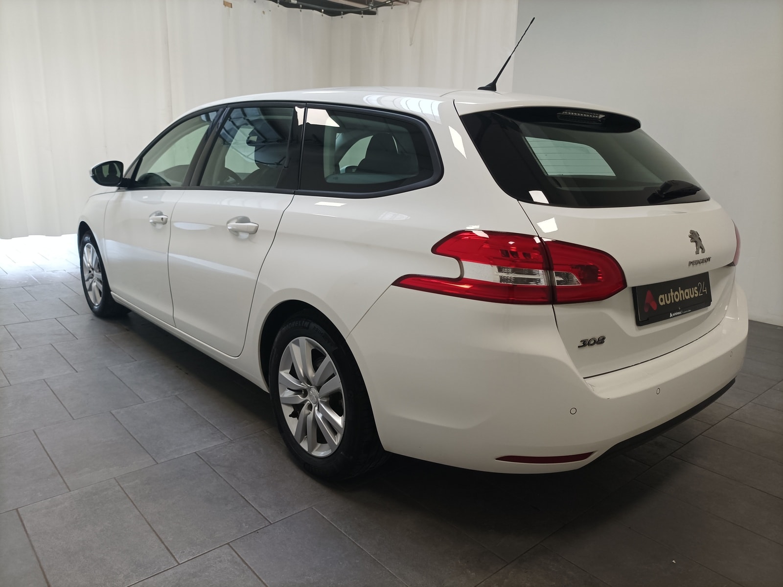 Peugeot 308 Kombi 308 1.5 BlueHDi 130 SW Active Pack (EURO 6d) #4