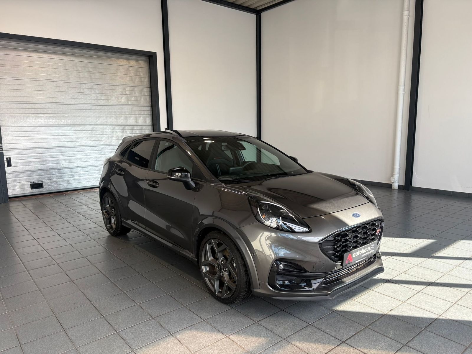 Ford Puma SUV / Crossover / Geländewagen FORD Puma 1,5 l EcoBoost ST Sports Utility Vehicle #1