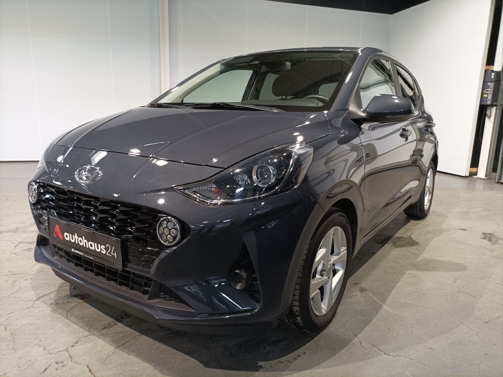 Hyundai i10 Schräghecklimousine i10 1.0 Edition 30 #3