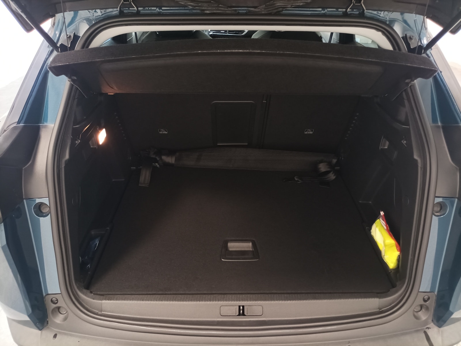 Peugeot 3008 SUV 3008 1.5 BlueHDi 130 Allure (EURO 6d) #6