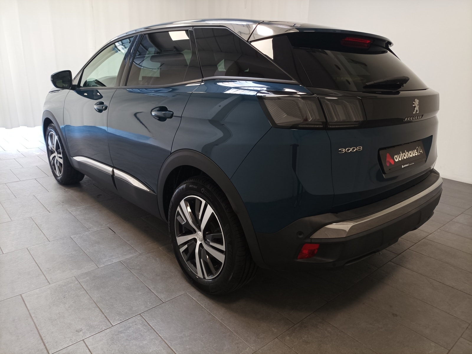 Peugeot 3008 SUV 3008 1.5 BlueHDi 130 Allure (EURO 6d) #4