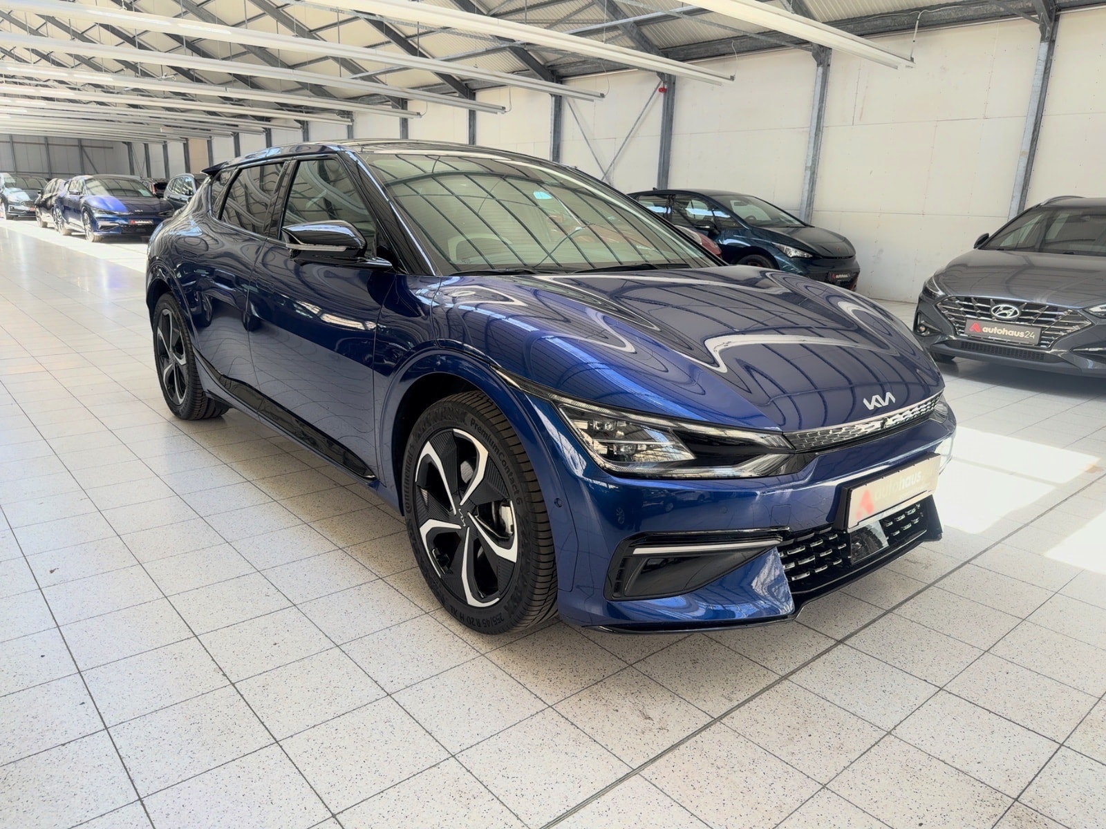 Kia EV6 SUV / Crossover / Geländewagen KIA EV6 77,4 kWh 168 kW Heckantrieb Sports Utility Vehicle #1