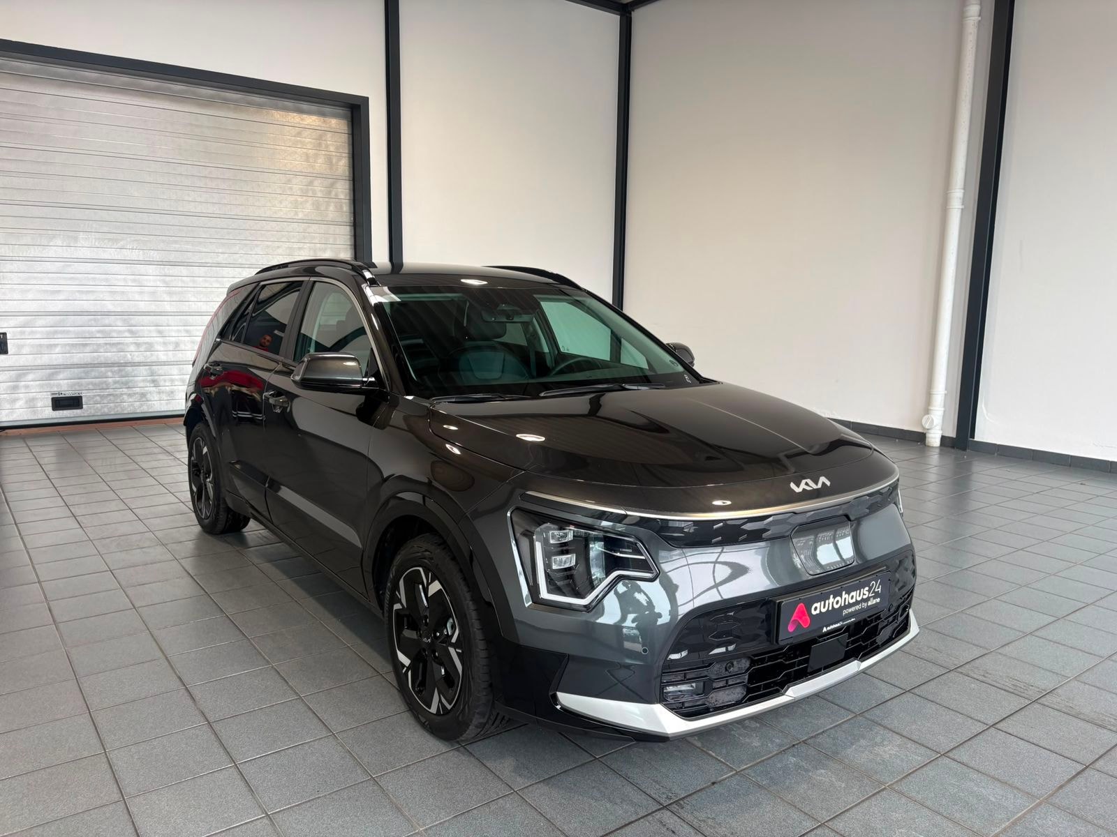 Kia Niro SUV / Crossover / Geländewagen KIA Niro EV Vision Schräghecklimousine #1