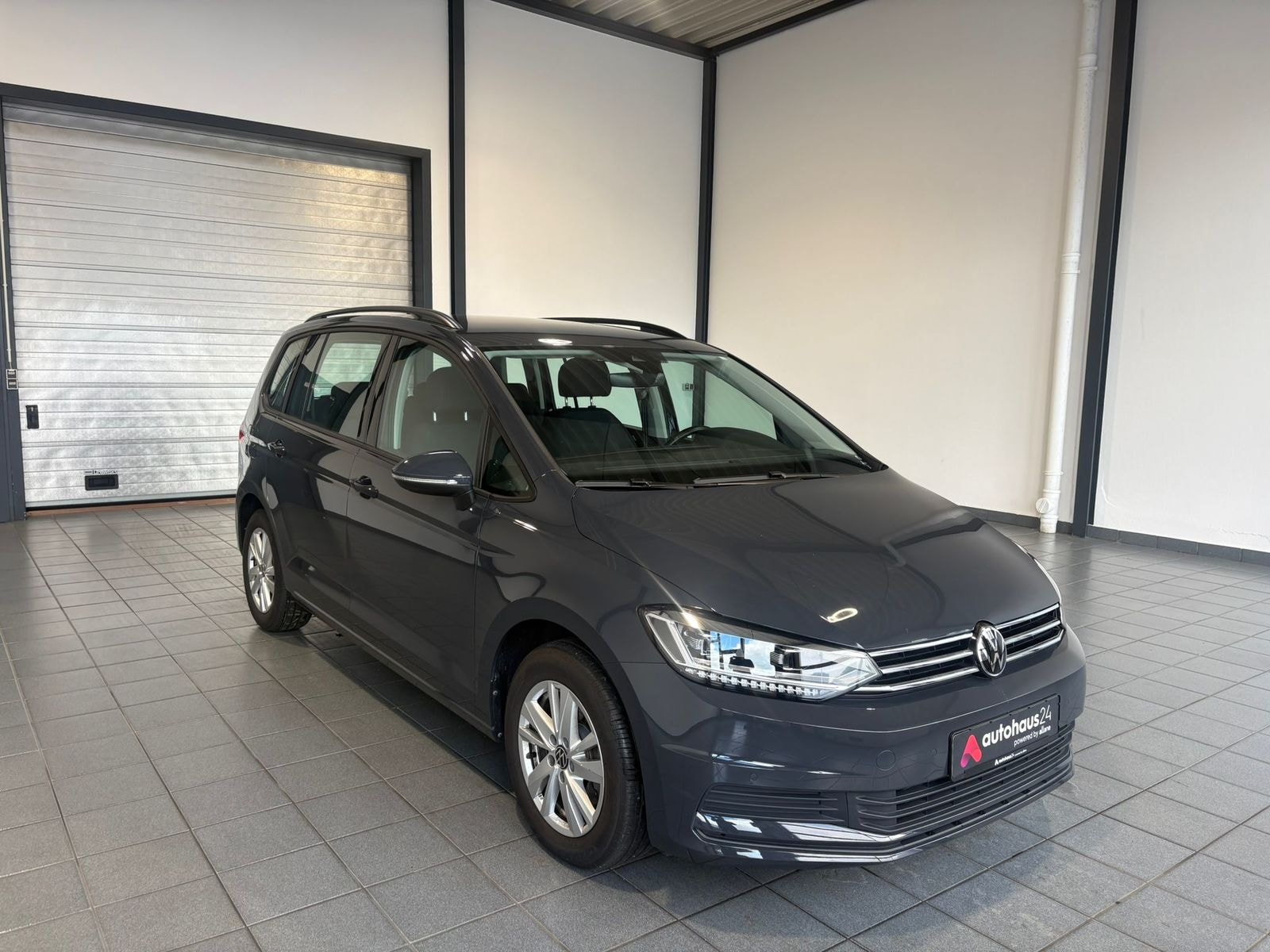 Volkswagen Touran Kleinbus / Van VOLKSWAGEN Touran 2.0 TDI DSG Com. Energy Siemens Edition Kompaktvan #1