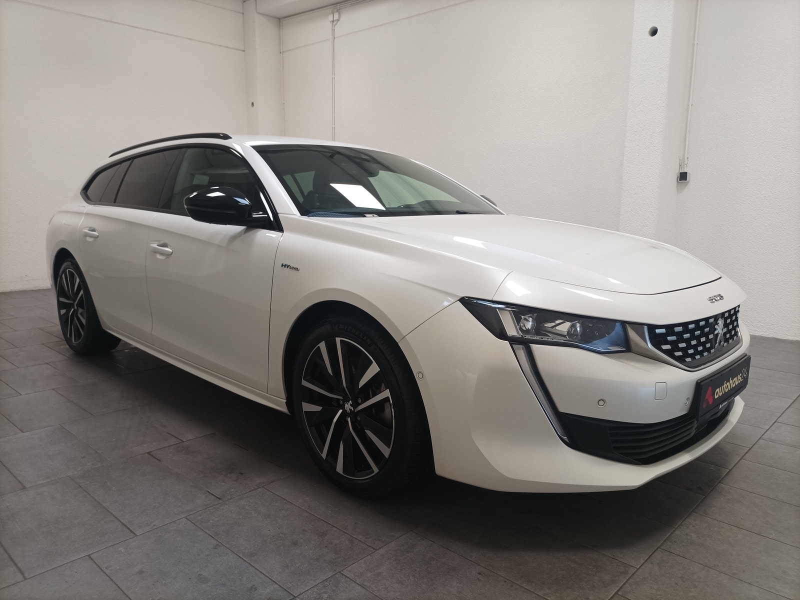 Peugeot 508 Kombi PEUGEOT 508 Plug-In Hybrid 180 e-EAT8 Allure Schräghecklimousine #1