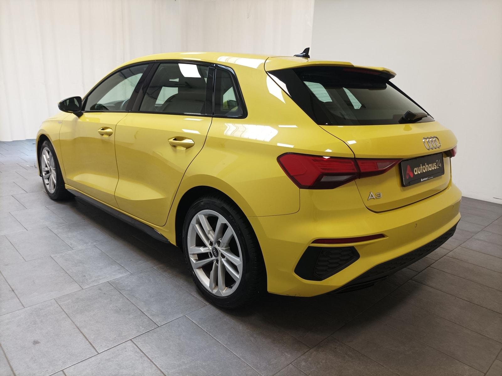Audi A3 Limousine A3 30 1.0 TFSI Sportback S line MHEV (EURO 6d) #4