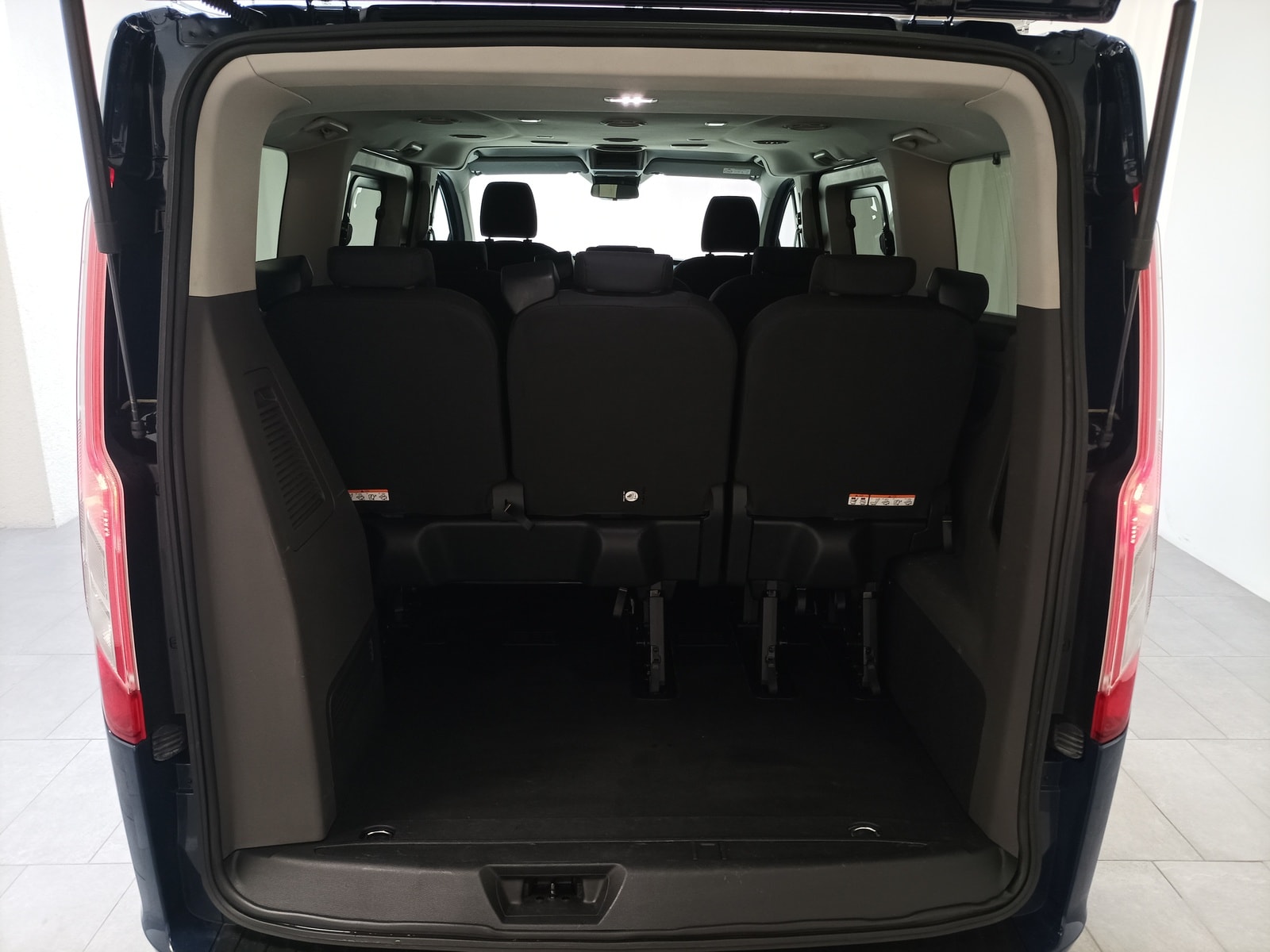 Ford Tourneo Van Kombi 2.0 TDCI Mild Hybrid 320 L2 Titanium #6