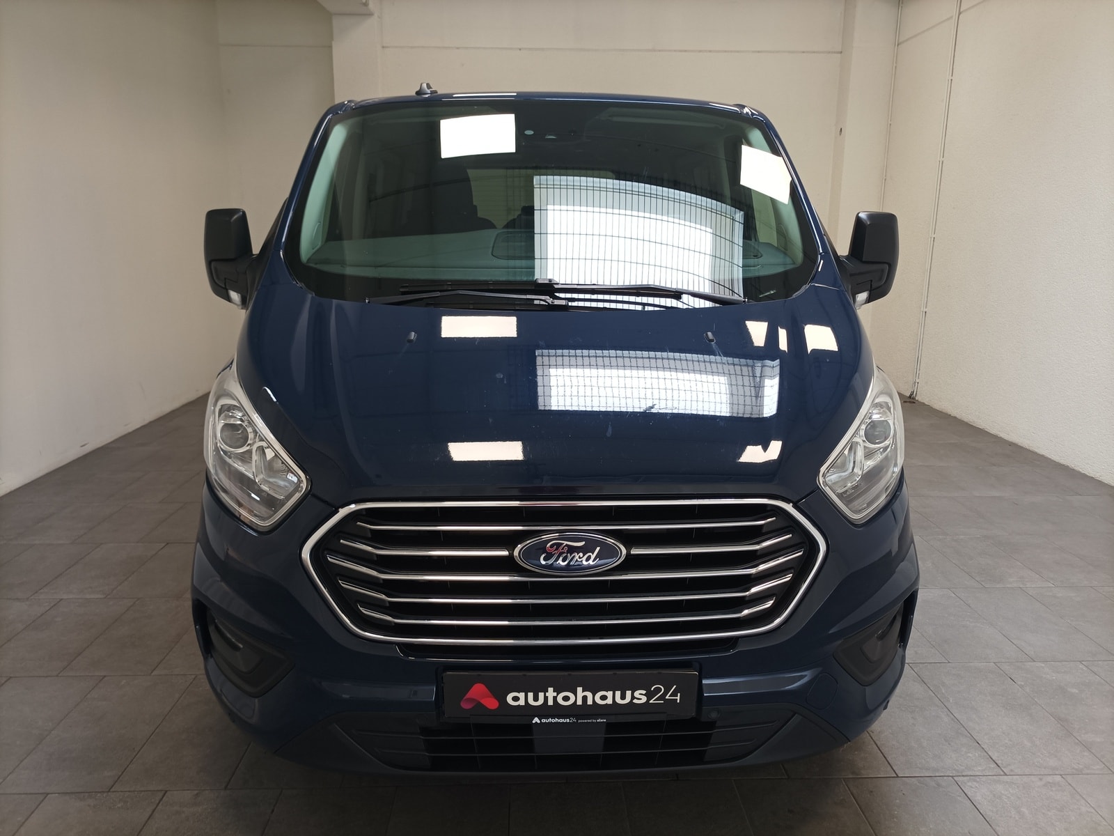 Ford Tourneo Van Kombi 2.0 TDCI Mild Hybrid 320 L2 Titanium #2