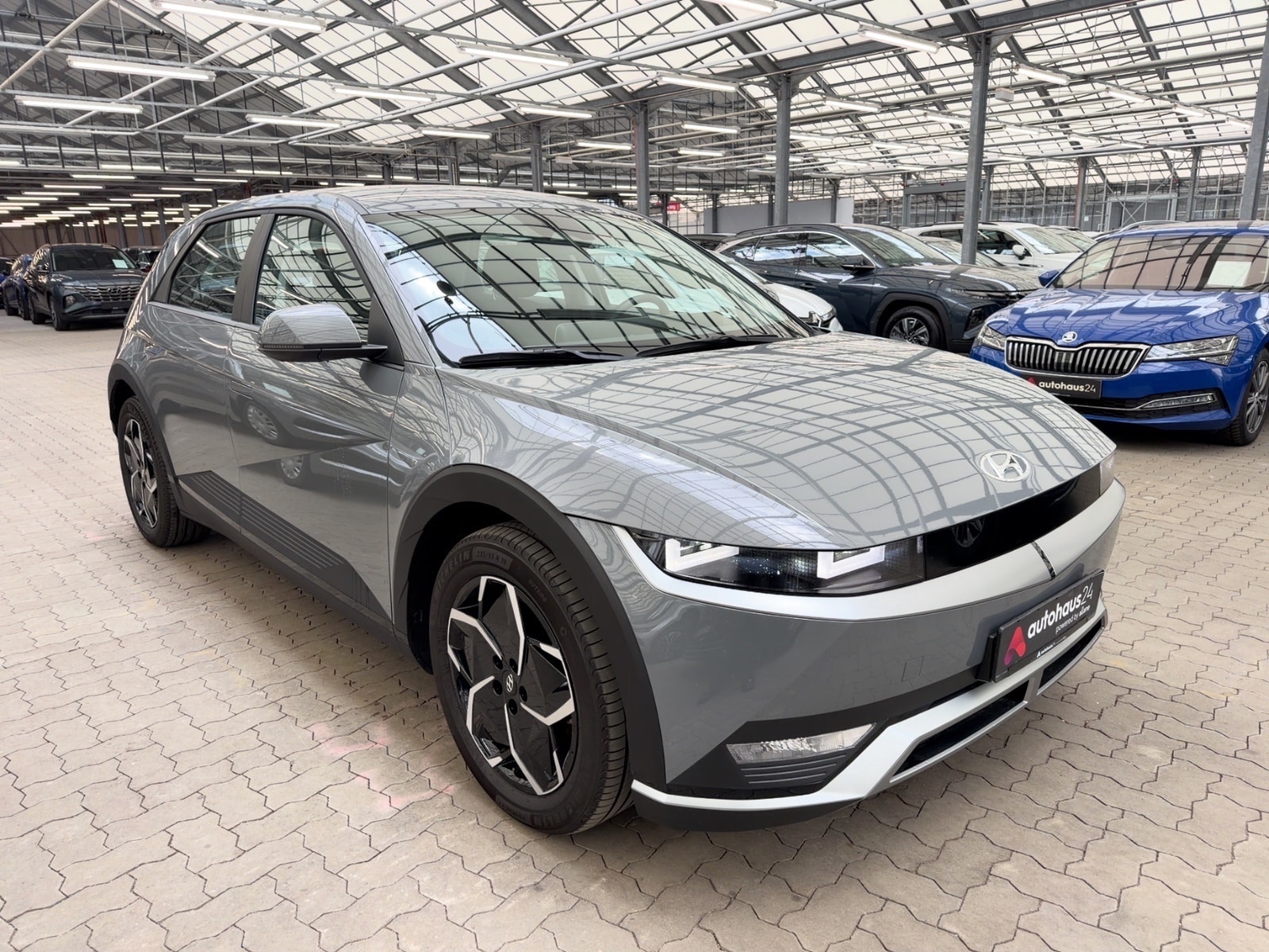 Hyundai IONIQ 5 Limousine HYUNDAI IONIQ 5 58 kWh 125 kW Heckantrieb Sports Utility Vehicle #1