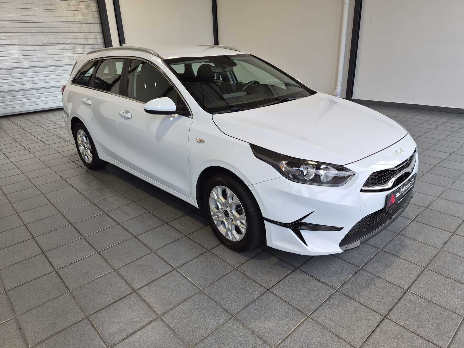 Kia Ceed Sportswagon Kombi KIA Ceed 1.6 CRDi DCT Vision Sportswagon Kombi #1