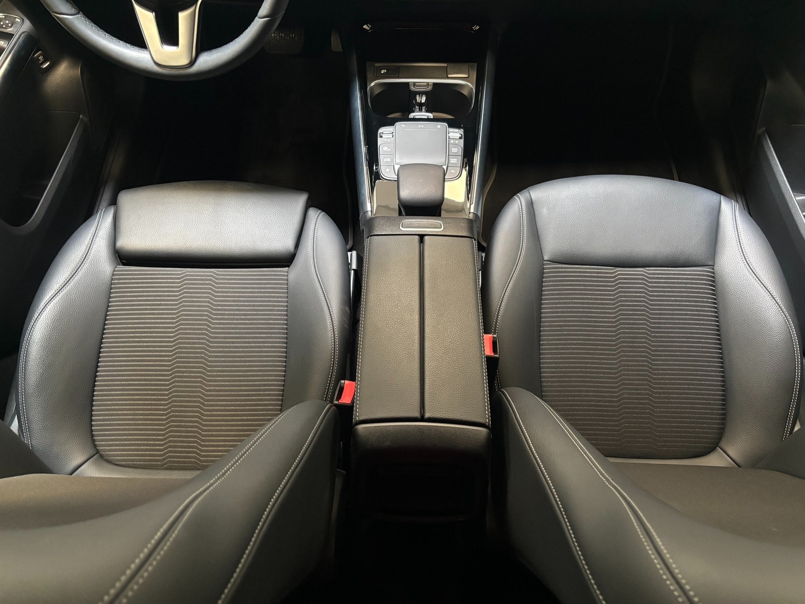 Mercedes Benz GLA-Klasse SUV GLA 200 Progressive (EURO 6d) #13