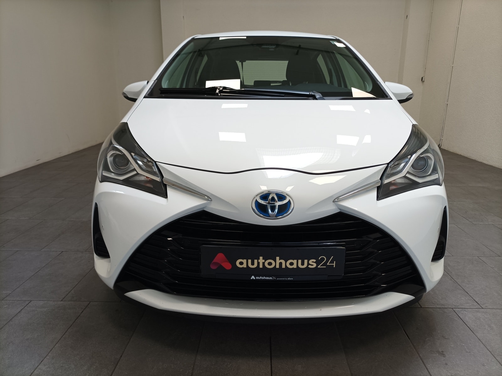 Toyota Yaris Schräghecklimousine Yaris 1.5 Dual-VVT-i (Hybrid) Business Edition #2