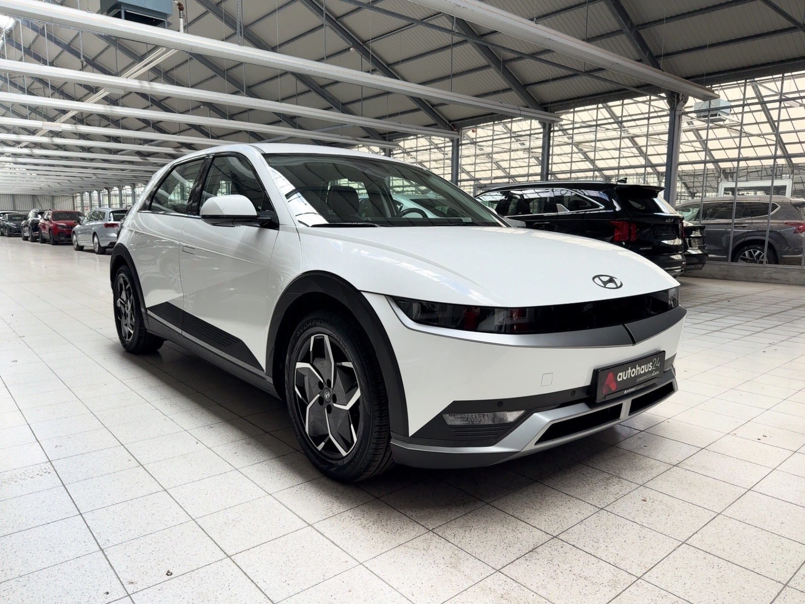 Hyundai IONIQ 5 Limousine HYUNDAI IONIQ 5 72,6 kWh 160 kW Heckantrieb Sports Utility Vehicle #1