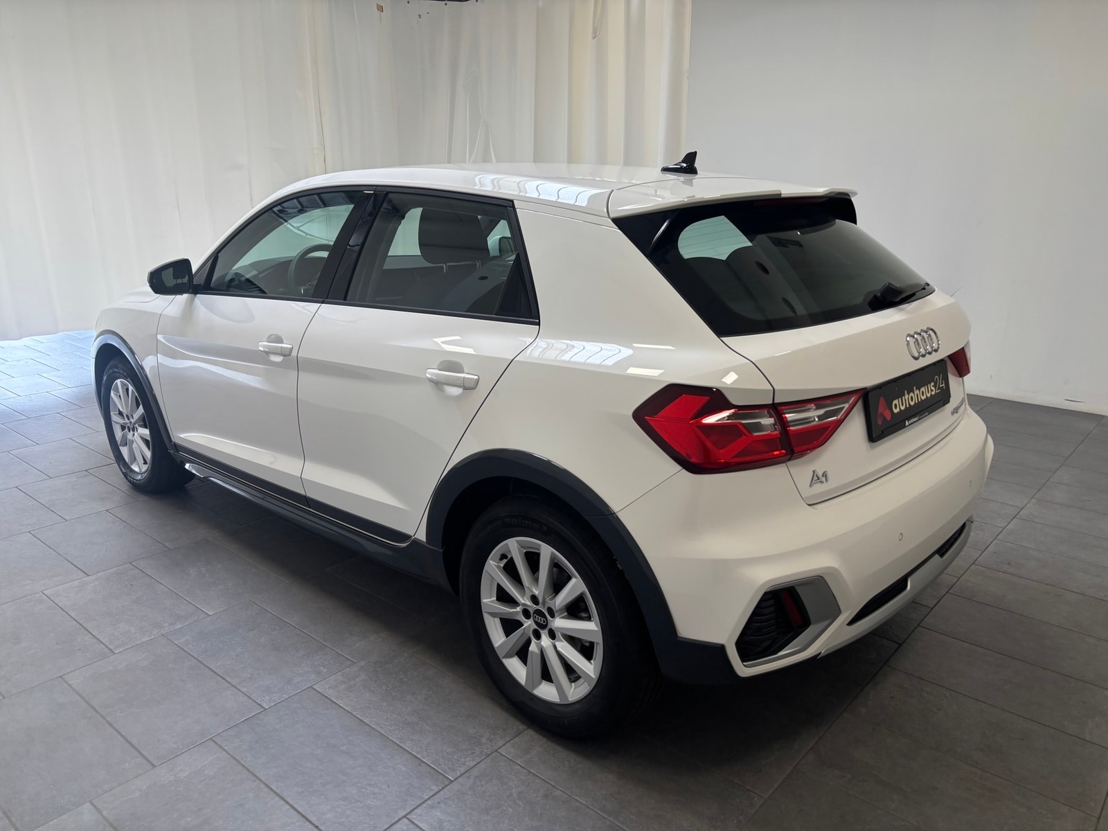 Audi A1 Limousine A1 30 citycarver 1.0.TFSI basis (EURO 6d) #4