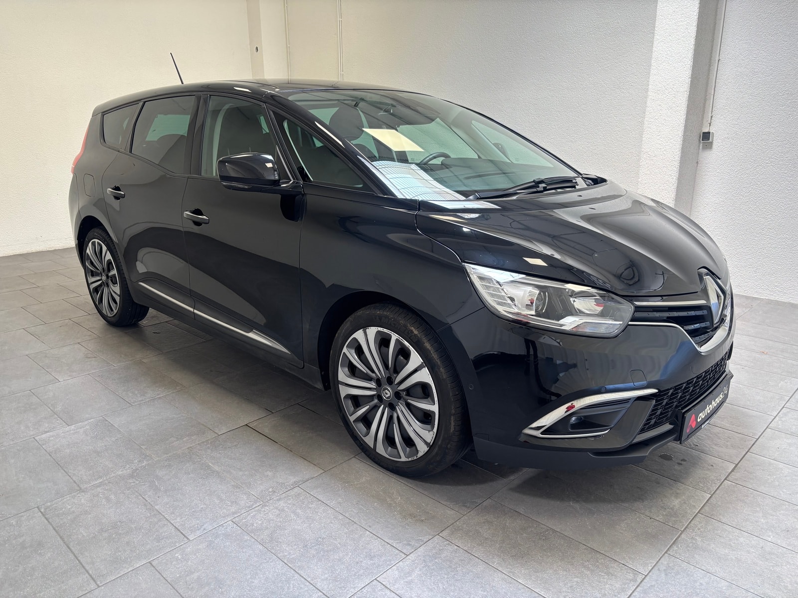 Renault Grand Scénic Kleinbus / Van RENAULT Scénic ENERGY TCe 140 Bose Edition Kompaktvan #1
