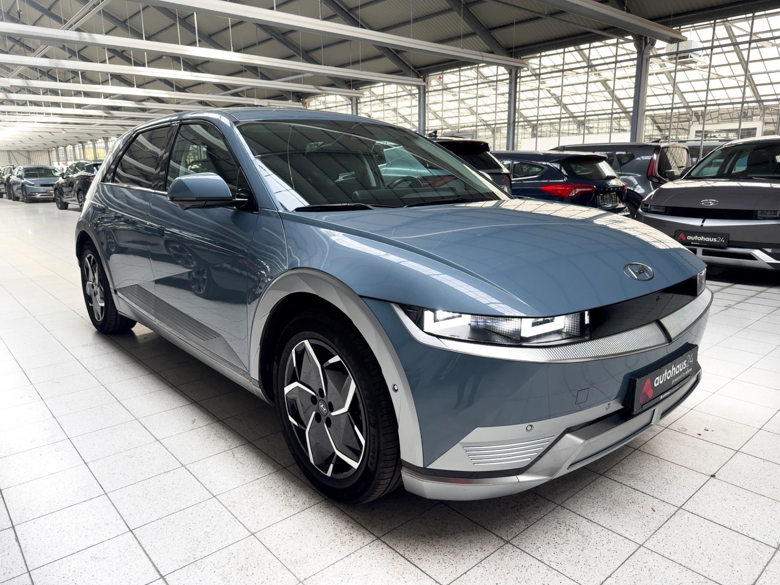 Hyundai IONIQ 5 Limousine HYUNDAI IONIQ 5 72,6 kWh 160 kW Heckantrieb Sports Utility Vehicle #1
