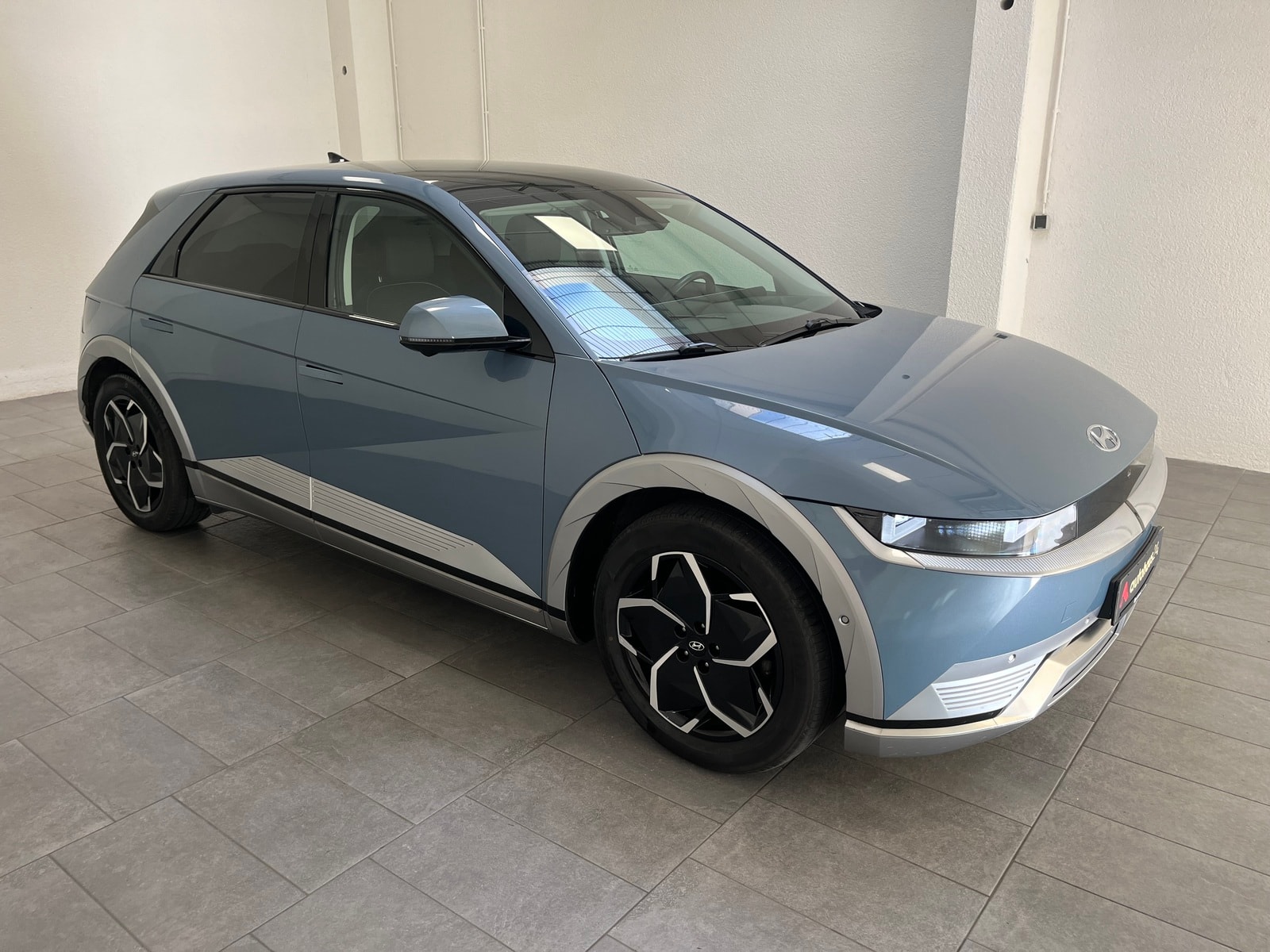 Hyundai IONIQ 5 Limousine HYUNDAI IONIQ 5 72,6 kWh 160 kW Heckantrieb Sports Utility Vehicle #1
