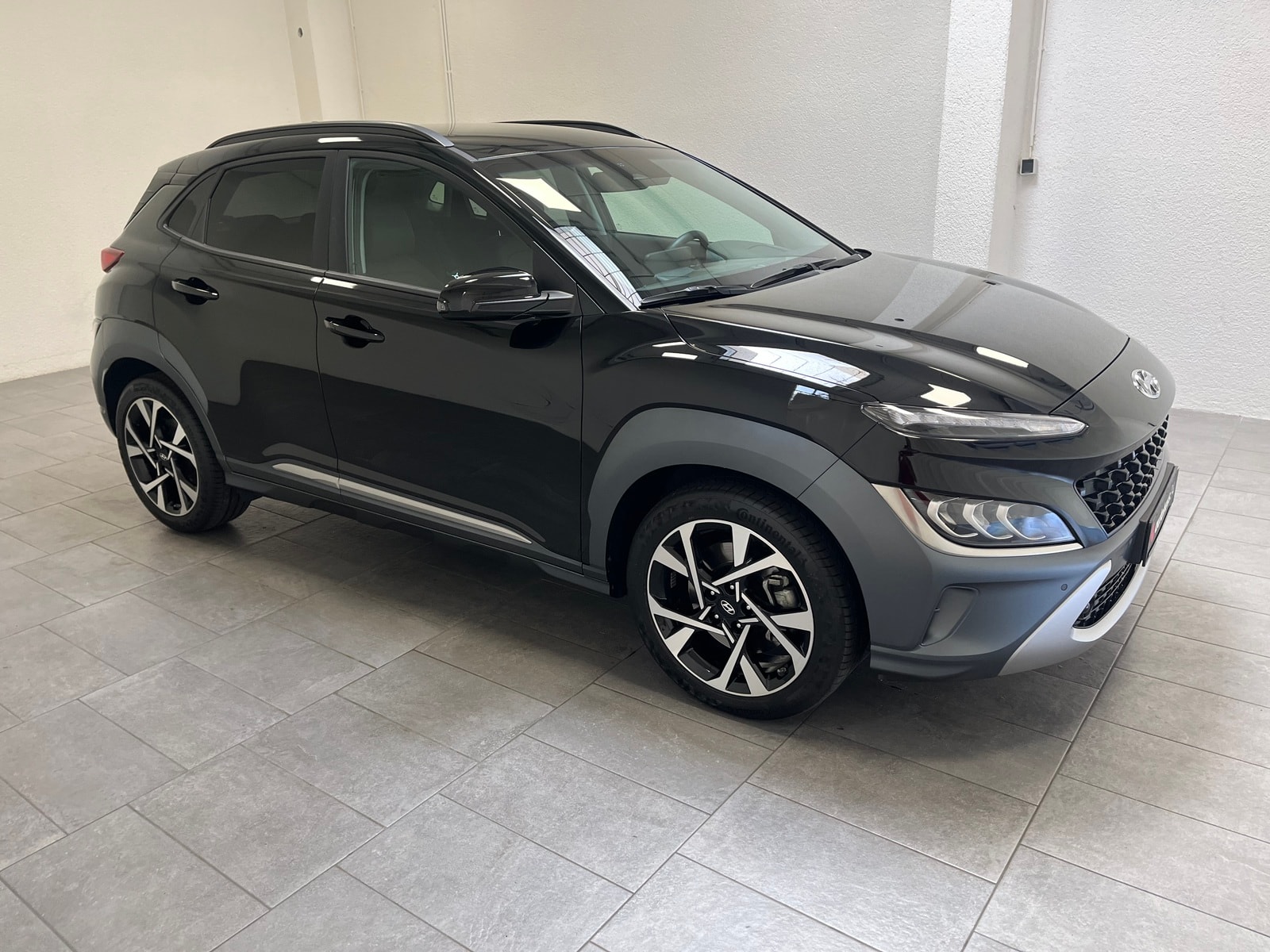 Hyundai Kona SUV / Crossover / Geländewagen HYUNDAI Kona 1.6 T-GDI Prime DCT Sports Utility Vehicle #1