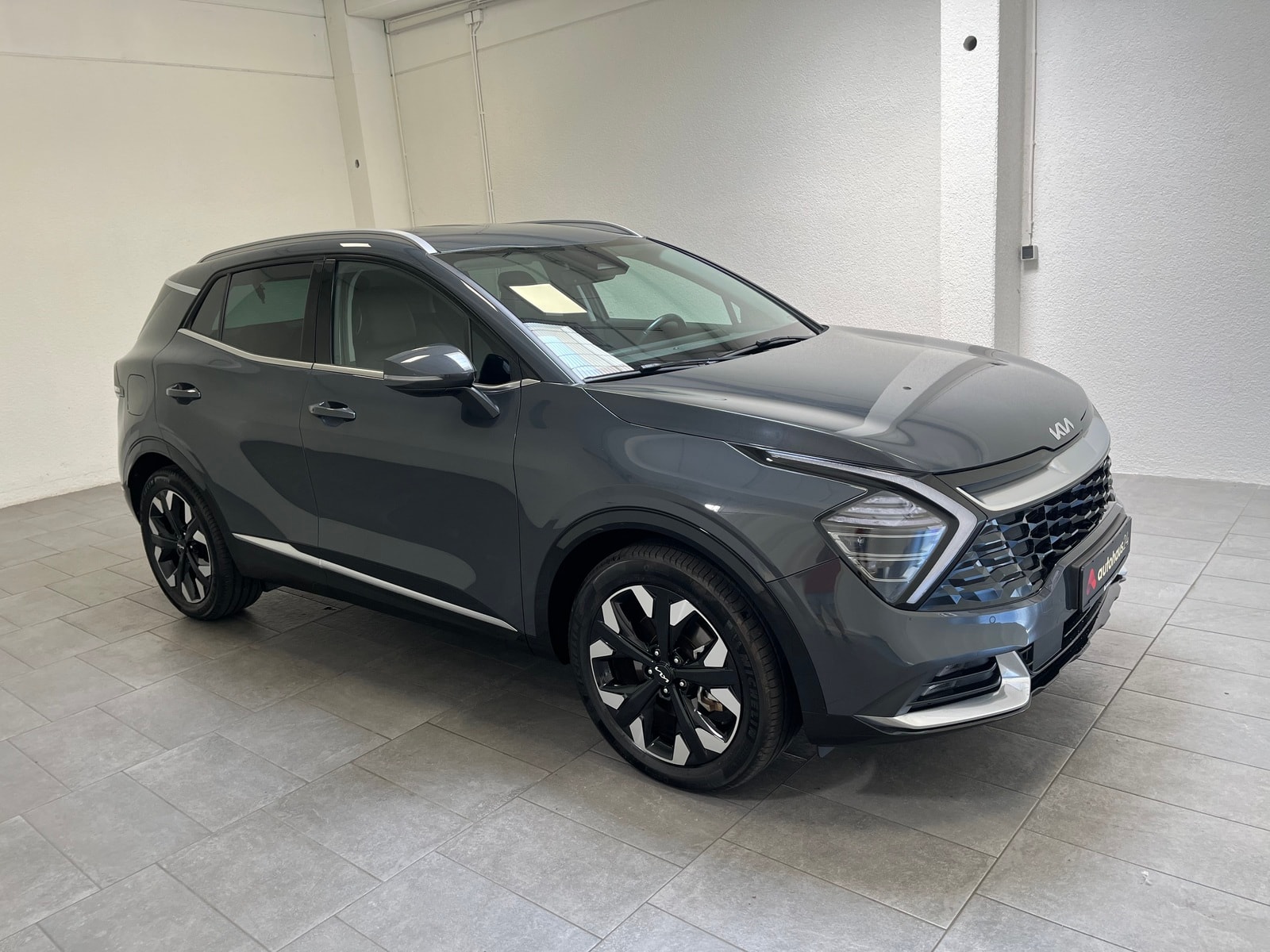 Kia Sportage SUV / Crossover / Geländewagen KIA Sportage 1.6 T-GDI Plug-in Hybrid Auto 4WD Sports Utility Vehicle #1