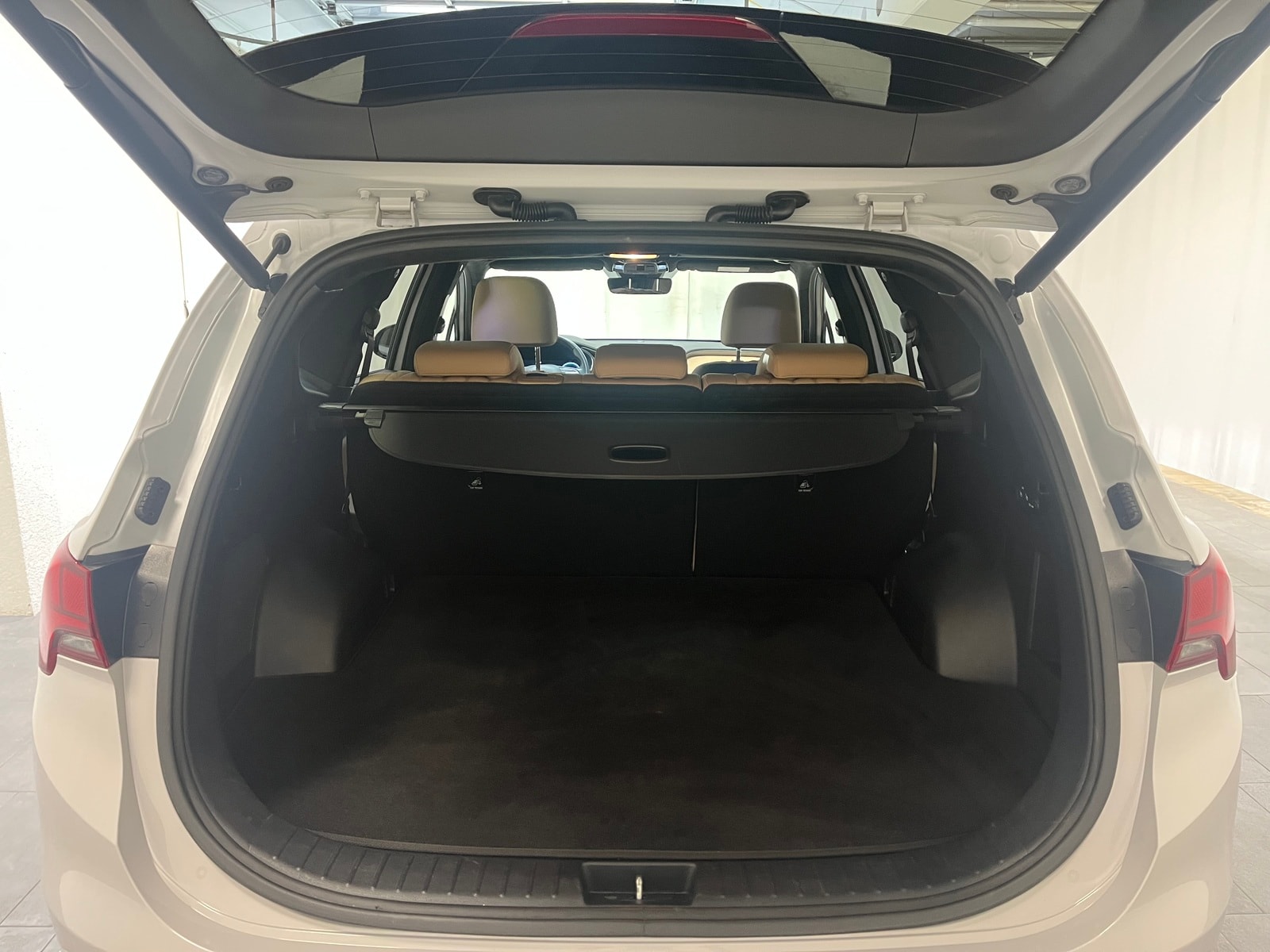 Hyundai Santa Fe SUV Santa Fe 1.6 T-GDI Signa.Plug-In Hybrid 4WD 5-Sitz #6