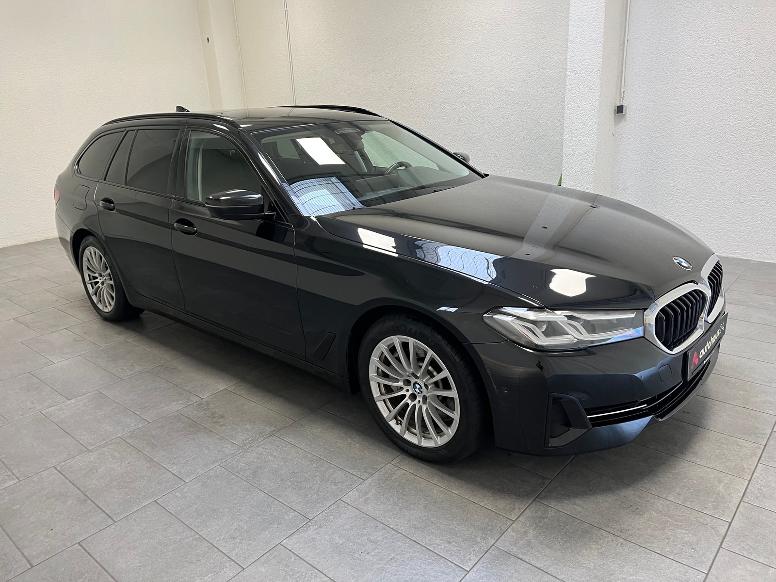 BMW 5er-Reihe Kombi BMW 5er-Reihe 530e Touring A Kombi #1