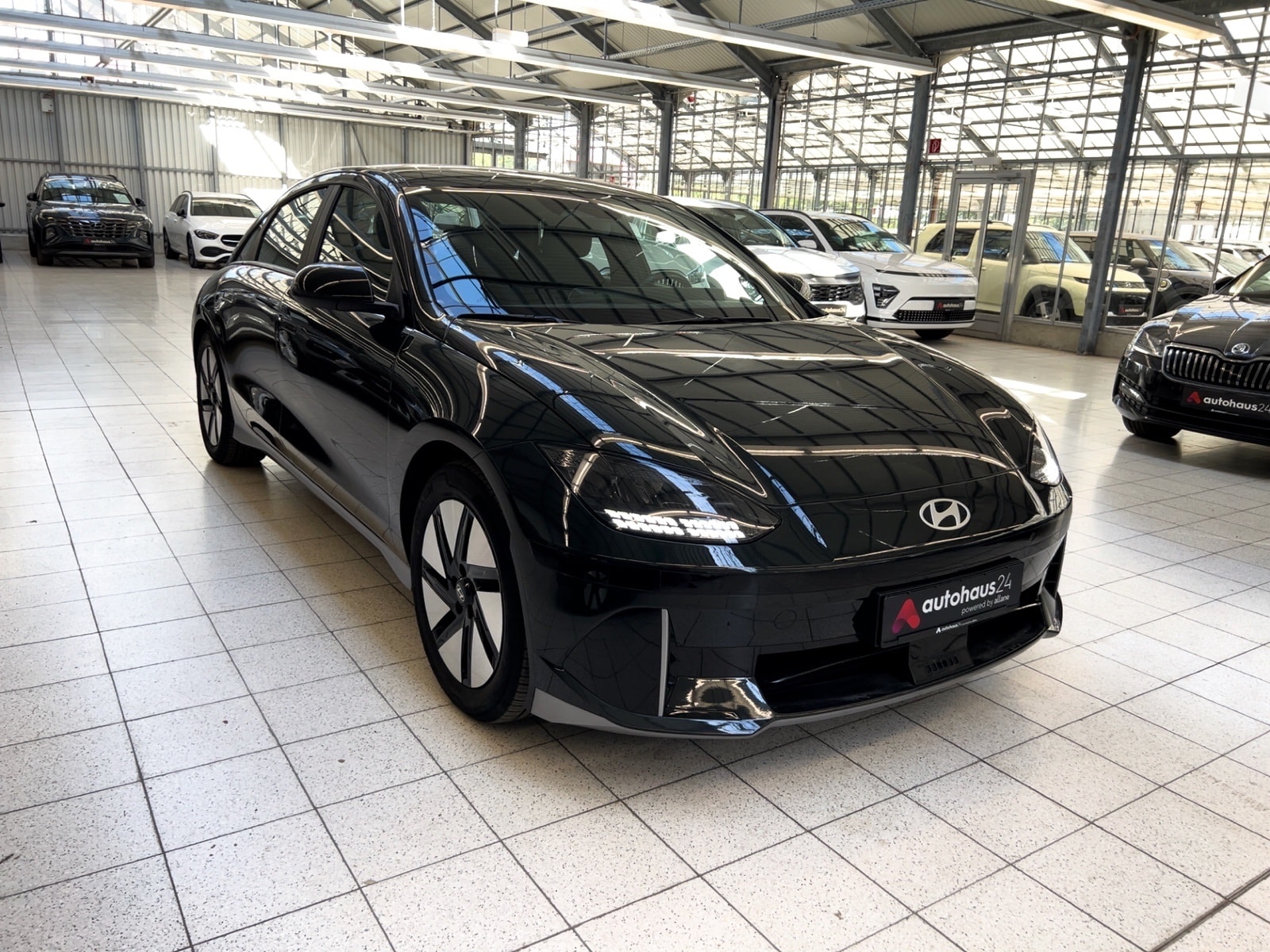 Hyundai IONIQ 6 Limousine HYUNDAI IONIQ 5 58 kWh Heckantrieb Sports Utility Vehicle #1