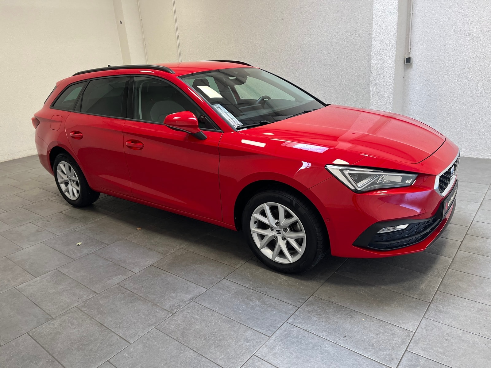 SEAT Leon Kombi SEAT Leon 1.0 TSI 81kW FR Schräghecklimousine #1
