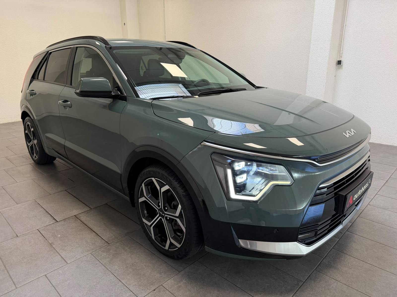 Kia Niro SUV / Crossover / Geländewagen KIA Niro 1.6 GDI Plug-in Hybrid Spirit Schräghecklimousine #1