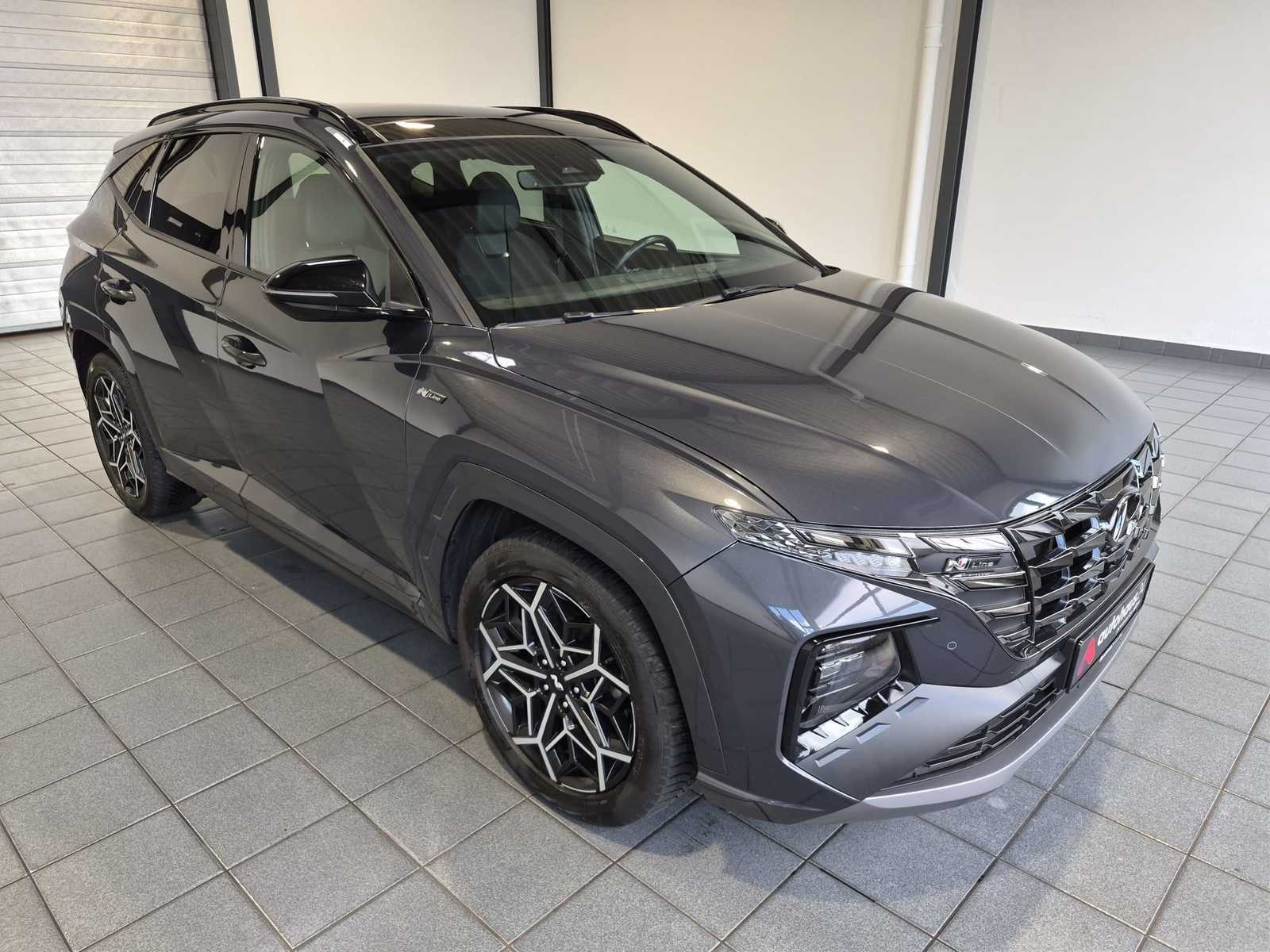 Hyundai Tucson SUV / Crossover / Geländewagen HYUNDAI Tucson 1.6 Turbo Intro Edition Allrad Sports Utility Vehicle #1