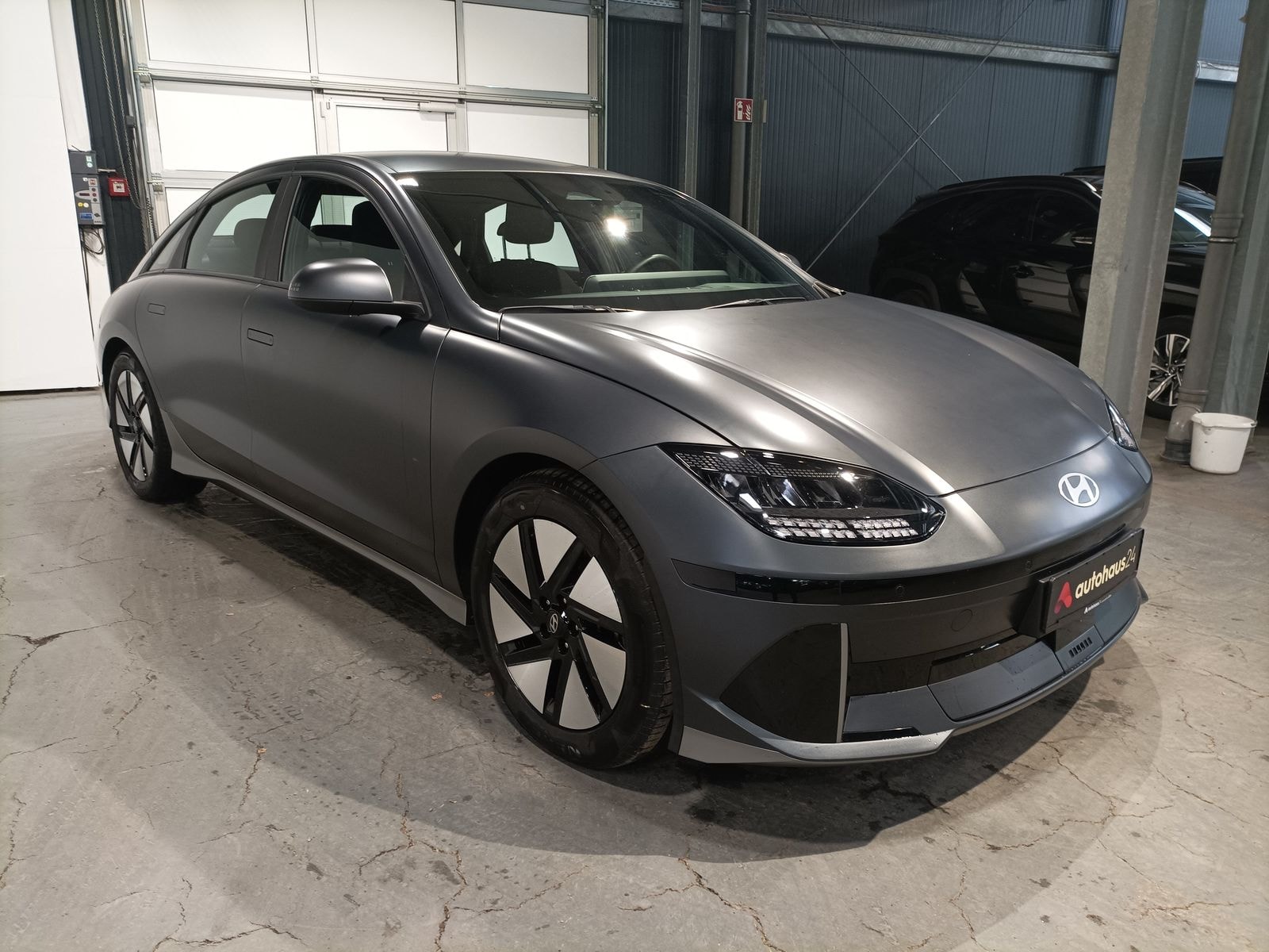 Hyundai IONIQ 6 Limousine HYUNDAI IONIQ 5 58 kWh Heckantrieb Sports Utility Vehicle #1