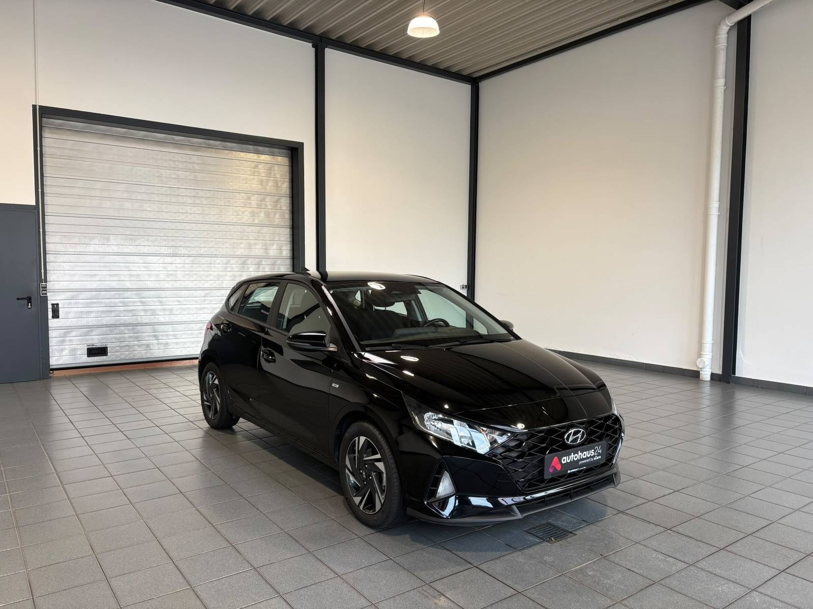Hyundai i20 Limousine HYUNDAI i20 1.0 T-GDI Trend Coupe Schräghecklimousine #1