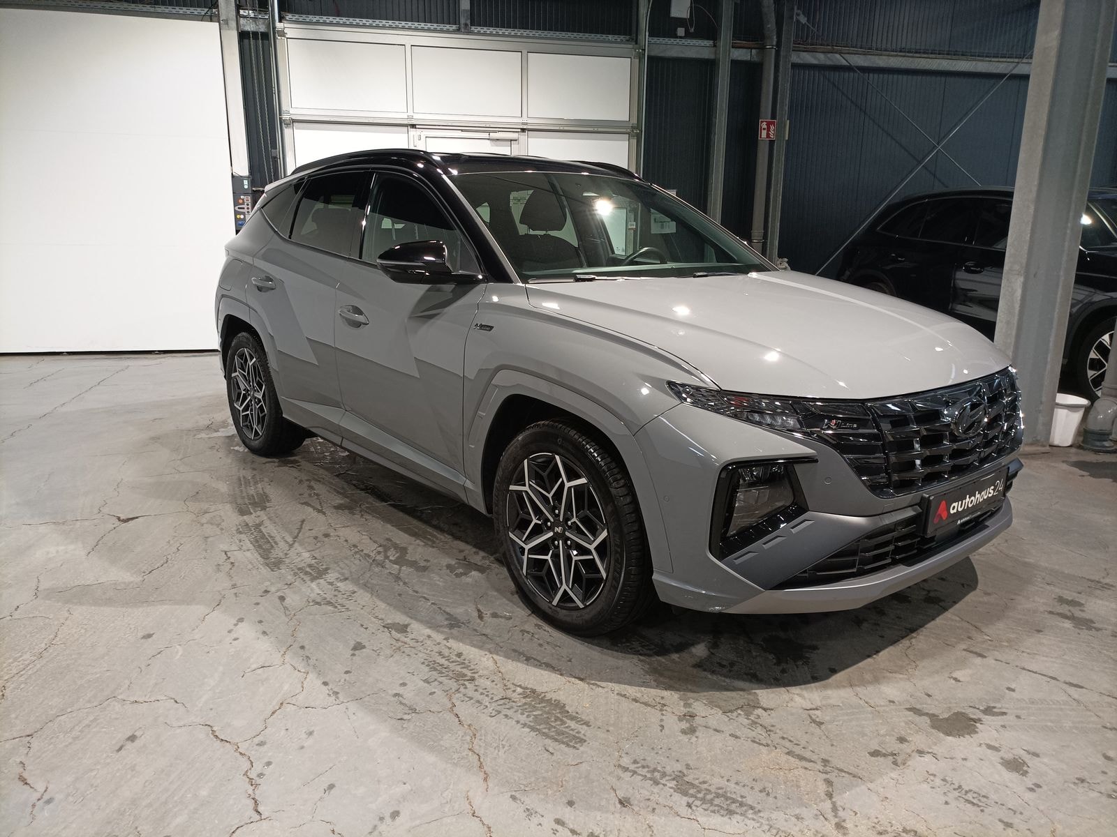 Hyundai Tucson SUV / Crossover / Geländewagen HYUNDAI Tucson 1.6 T-GDI Plug-in Hybrid 4WD Auto Sports Utility Vehicle #1