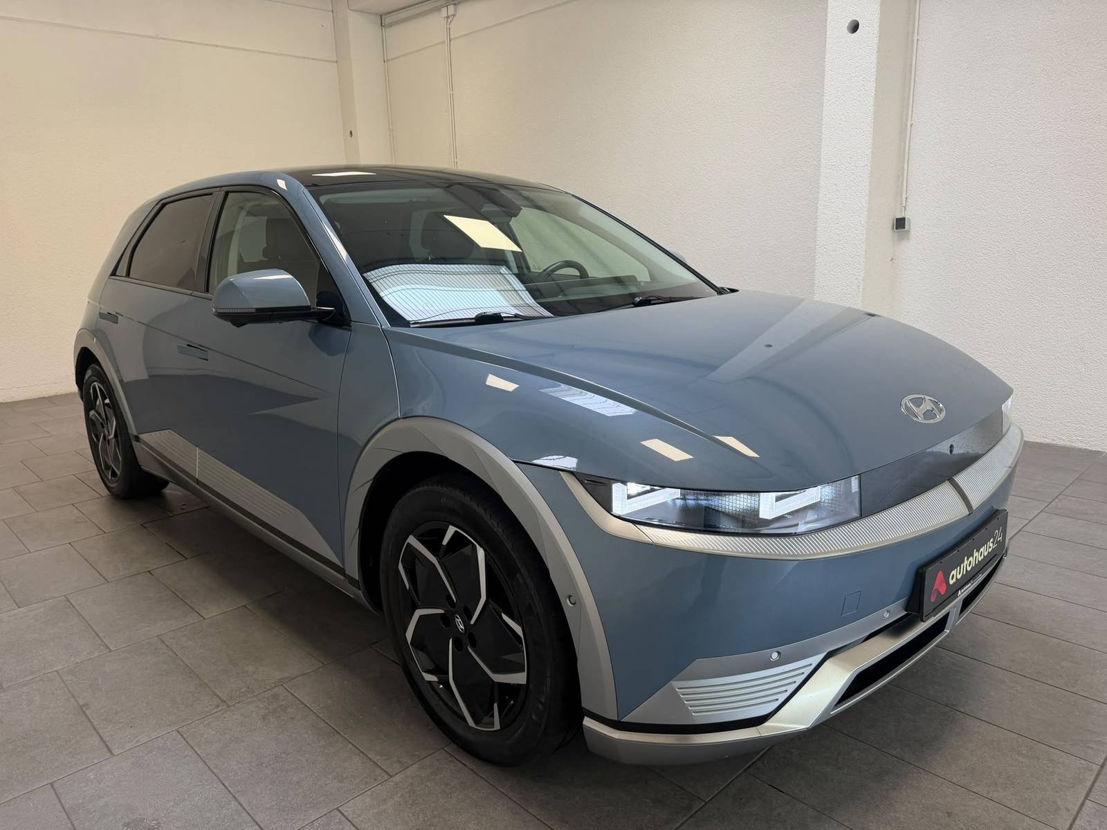 Hyundai IONIQ 5 Limousine HYUNDAI IONIQ 5 72,6 kWh 225 kW Allradantrieb Sports Utility Vehicle #1