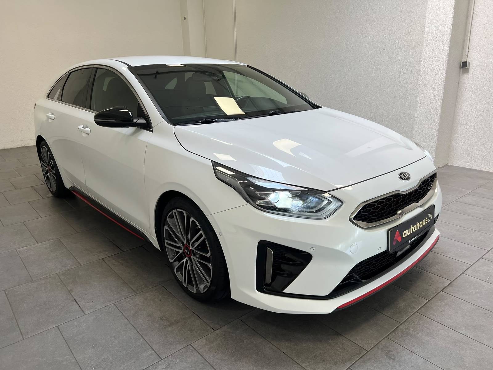 Kia ProCeed Kombi KIA ProCeed 1.6 T-GDI DCT GT Kombi #1