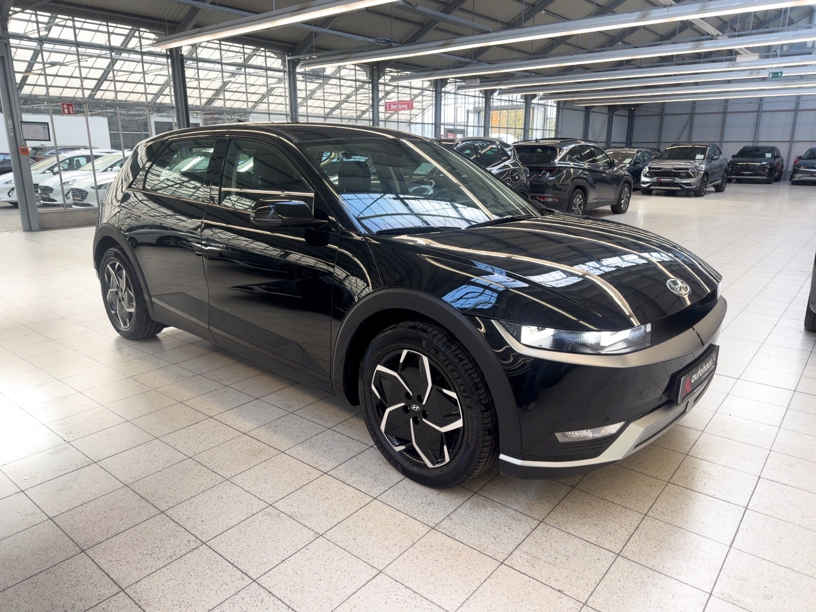 Hyundai IONIQ 5 Limousine HYUNDAI IONIQ 5 58 kWh Heckantrieb Sports Utility Vehicle #1