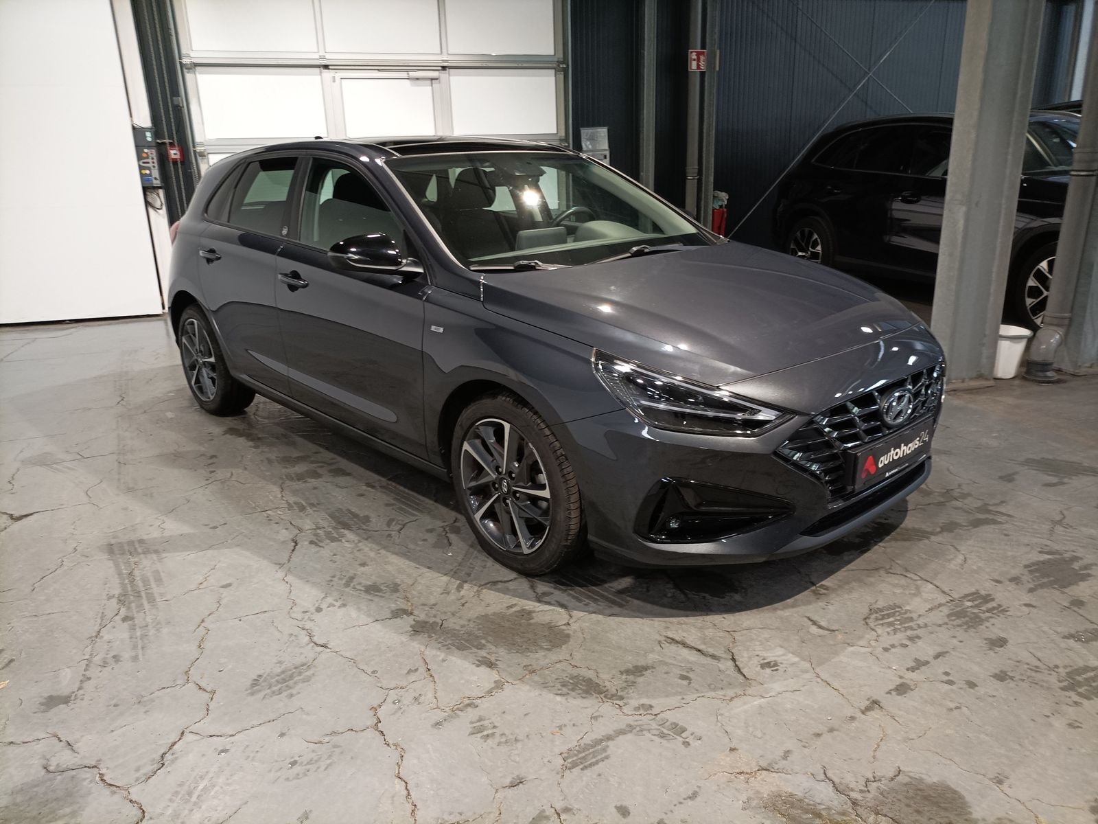Hyundai i30 Limousine HYUNDAI i30 1.5 T-GDI Hybrid EDITION 30+ Schräghecklimousine #1