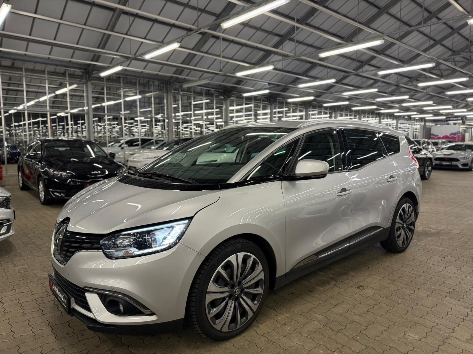 Renault Grand Scenic Van Grand Scenic IV 1.7 BLUE dCi 120 Grand Business #3