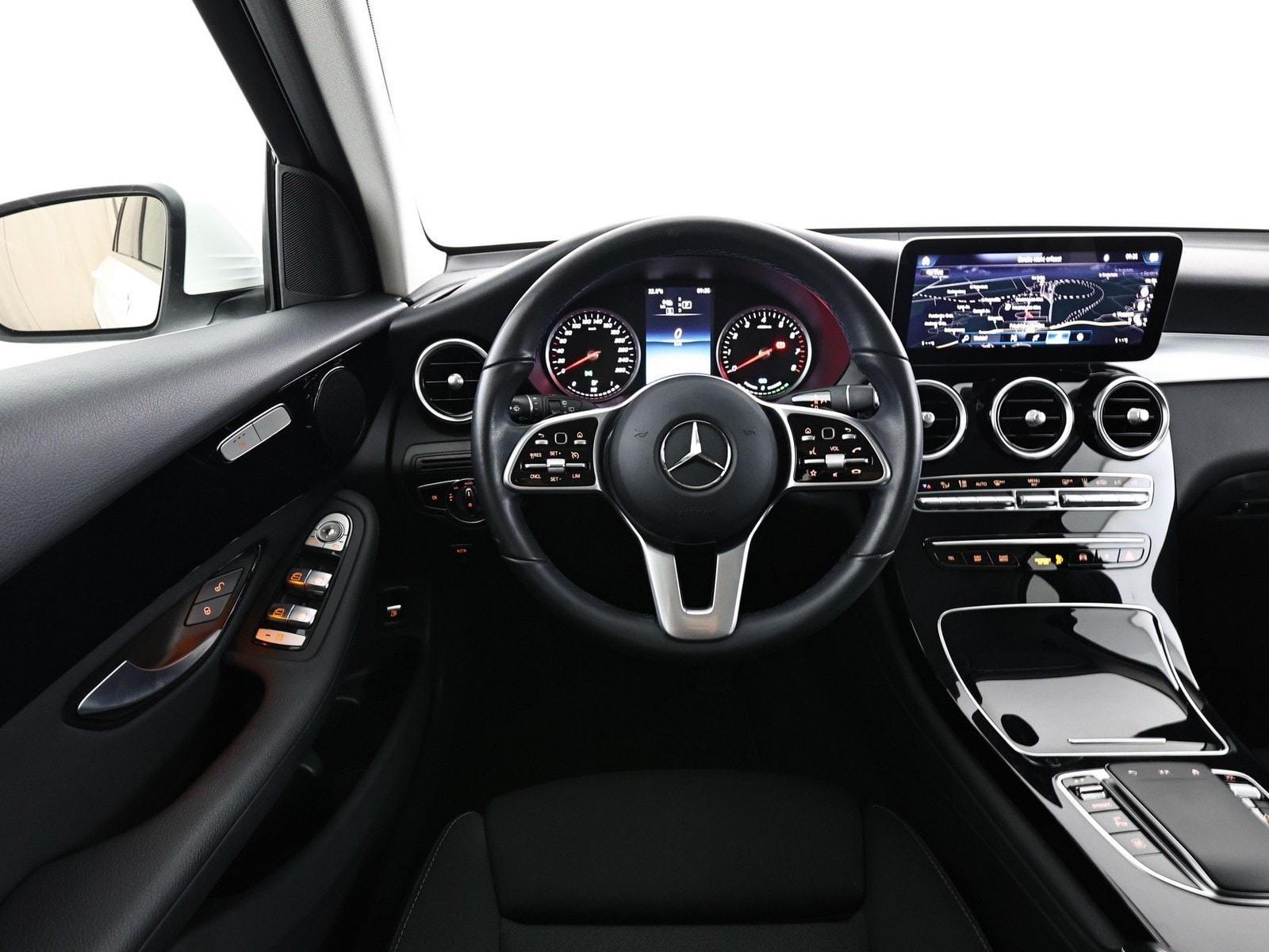 Mercedes Benz GLC-Klasse SUV GLC 300 e 4Matic (EURO 6d) #10