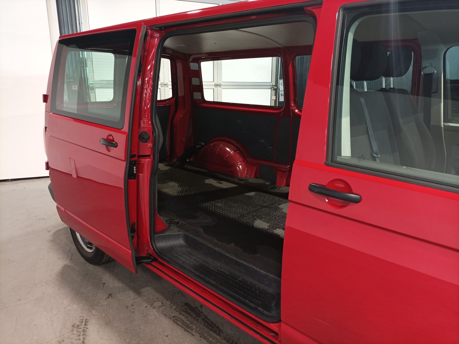 VW Transporter Transporter T6.1 2.0 TDI Kombi L2H1 #15