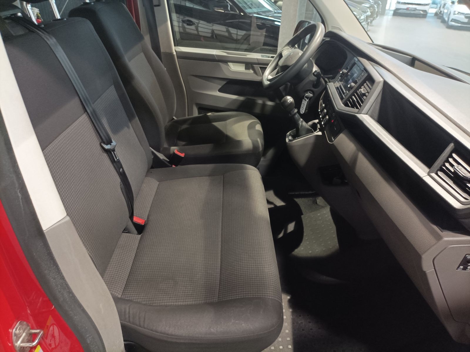 VW Transporter Transporter T6.1 2.0 TDI Kombi L2H1 #14