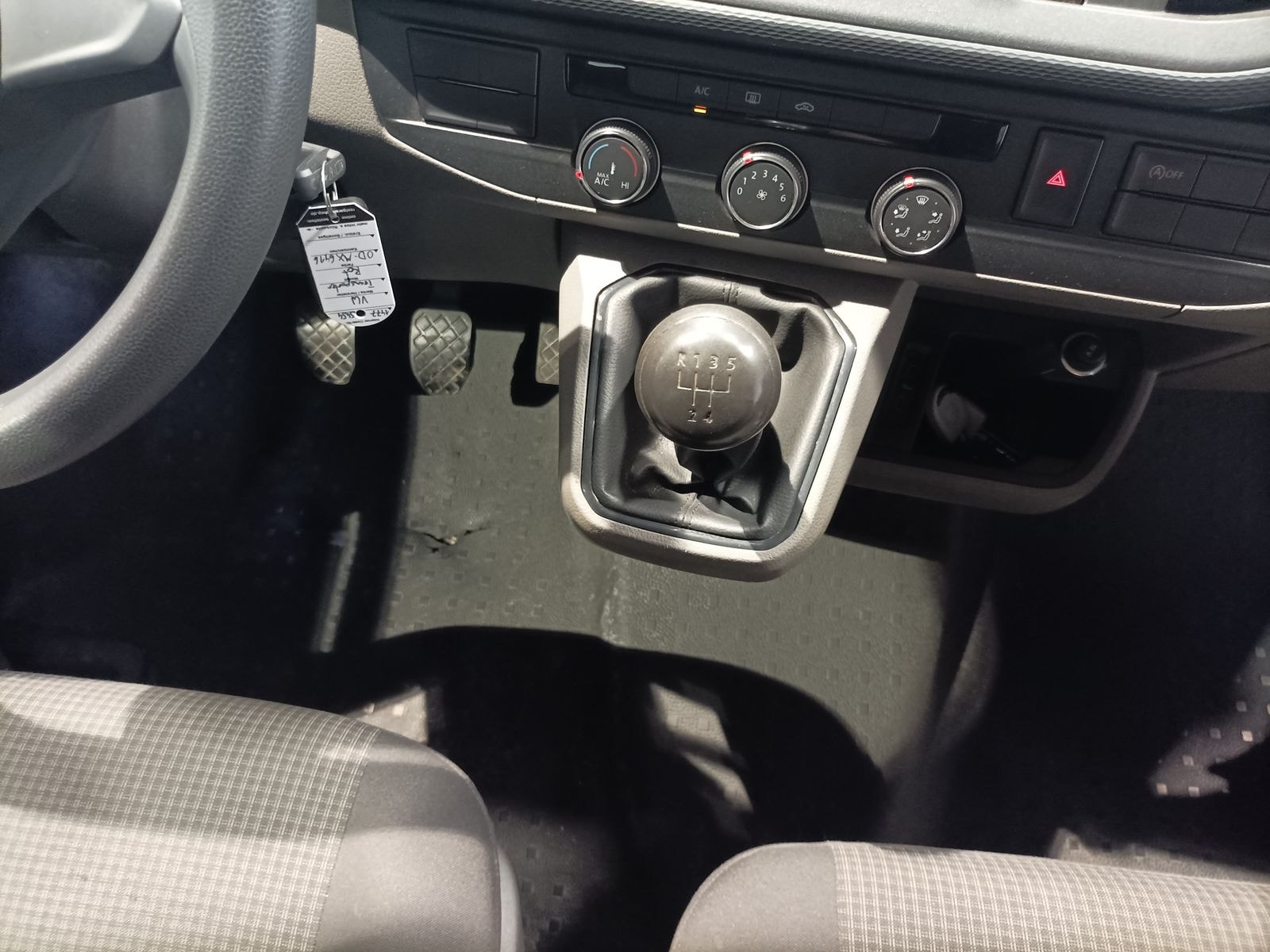 VW Transporter Transporter T6.1 2.0 TDI Kombi L2H1 #13