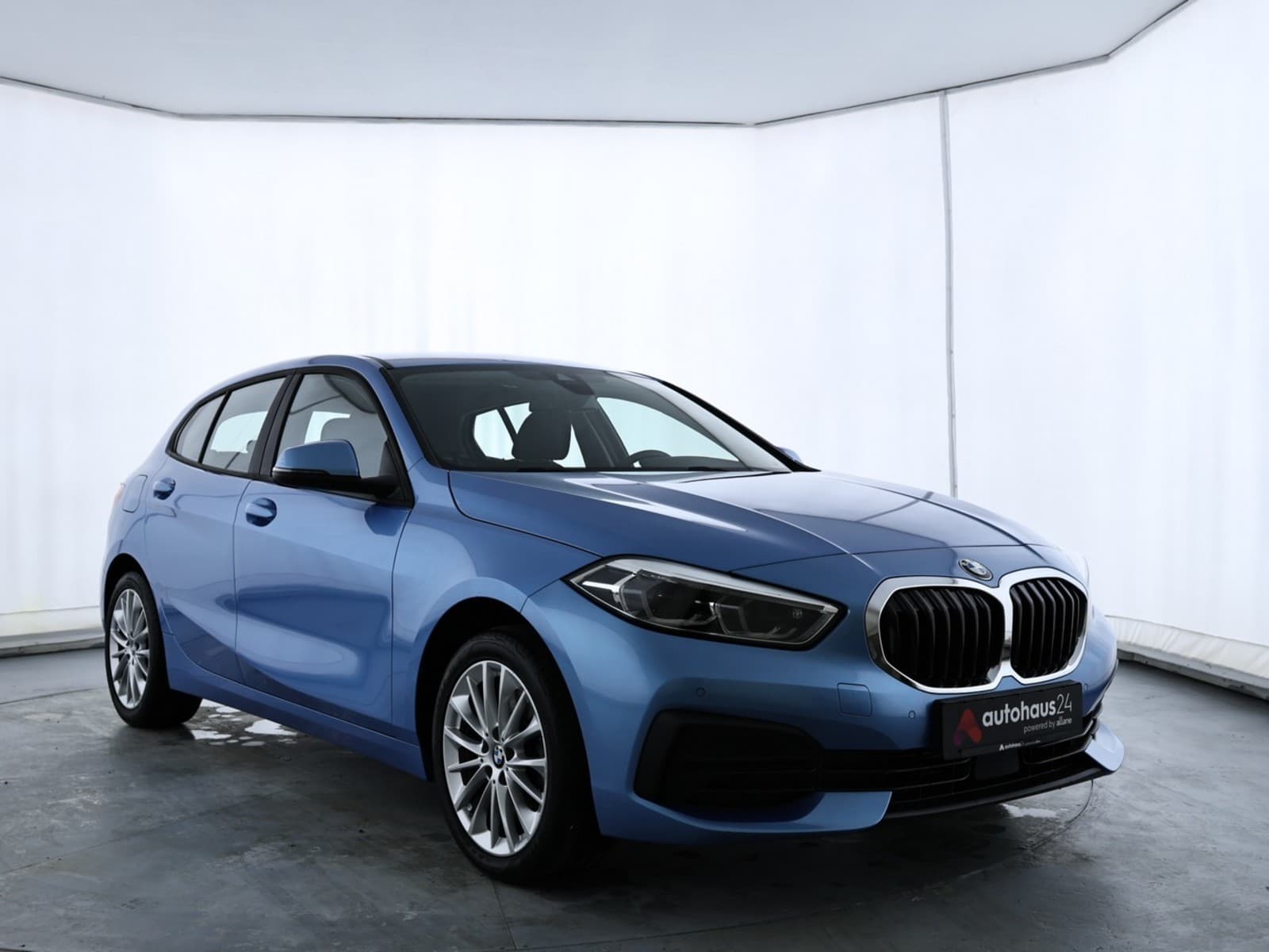 BMW 1er-Reihe Limousine BMW 1er-Reihe 120i Advantage Steptronic Schräghecklimousine #1