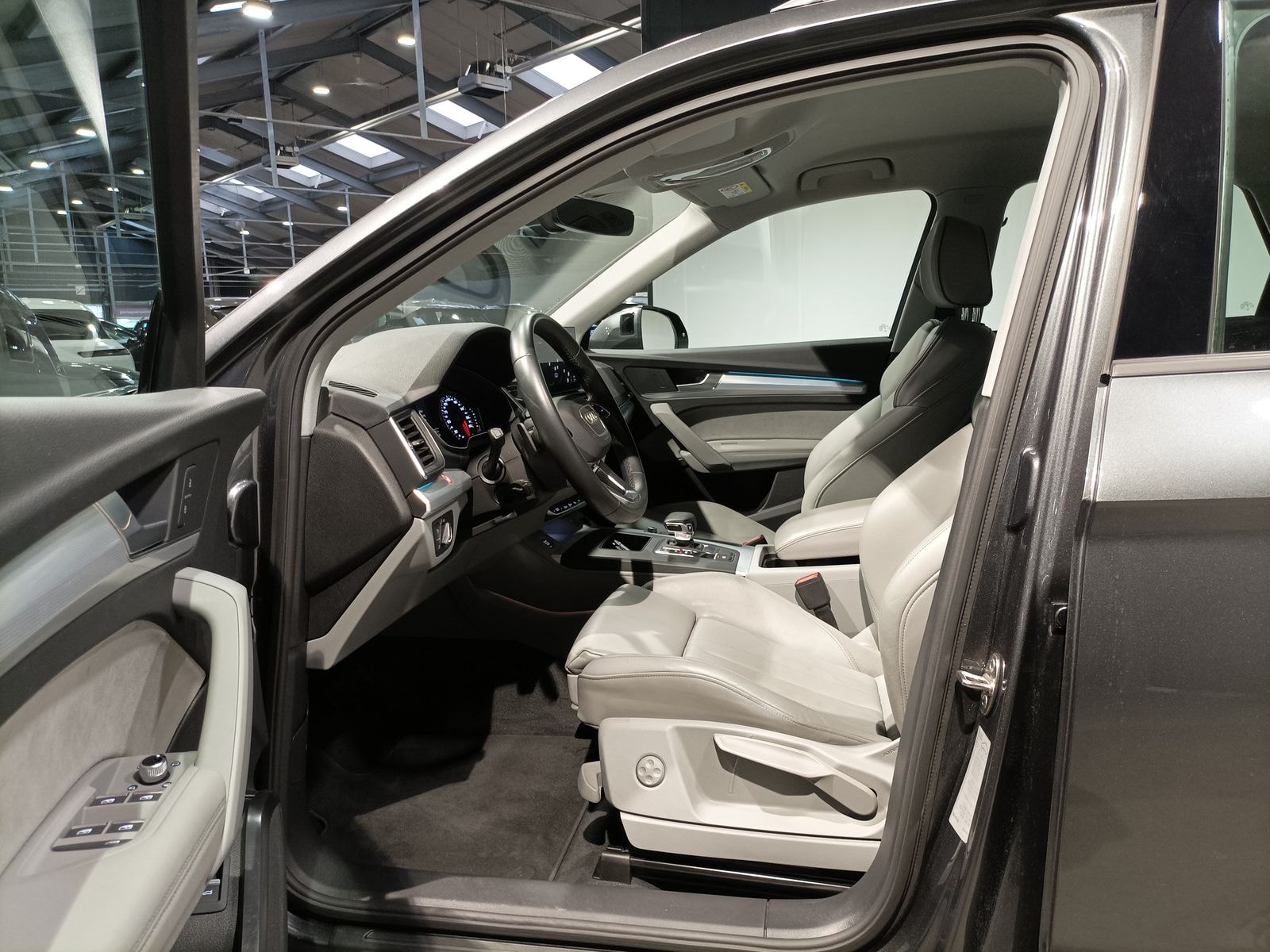 Audi Q5 SUV Q5 40 2.0 TDI quattro S line #8