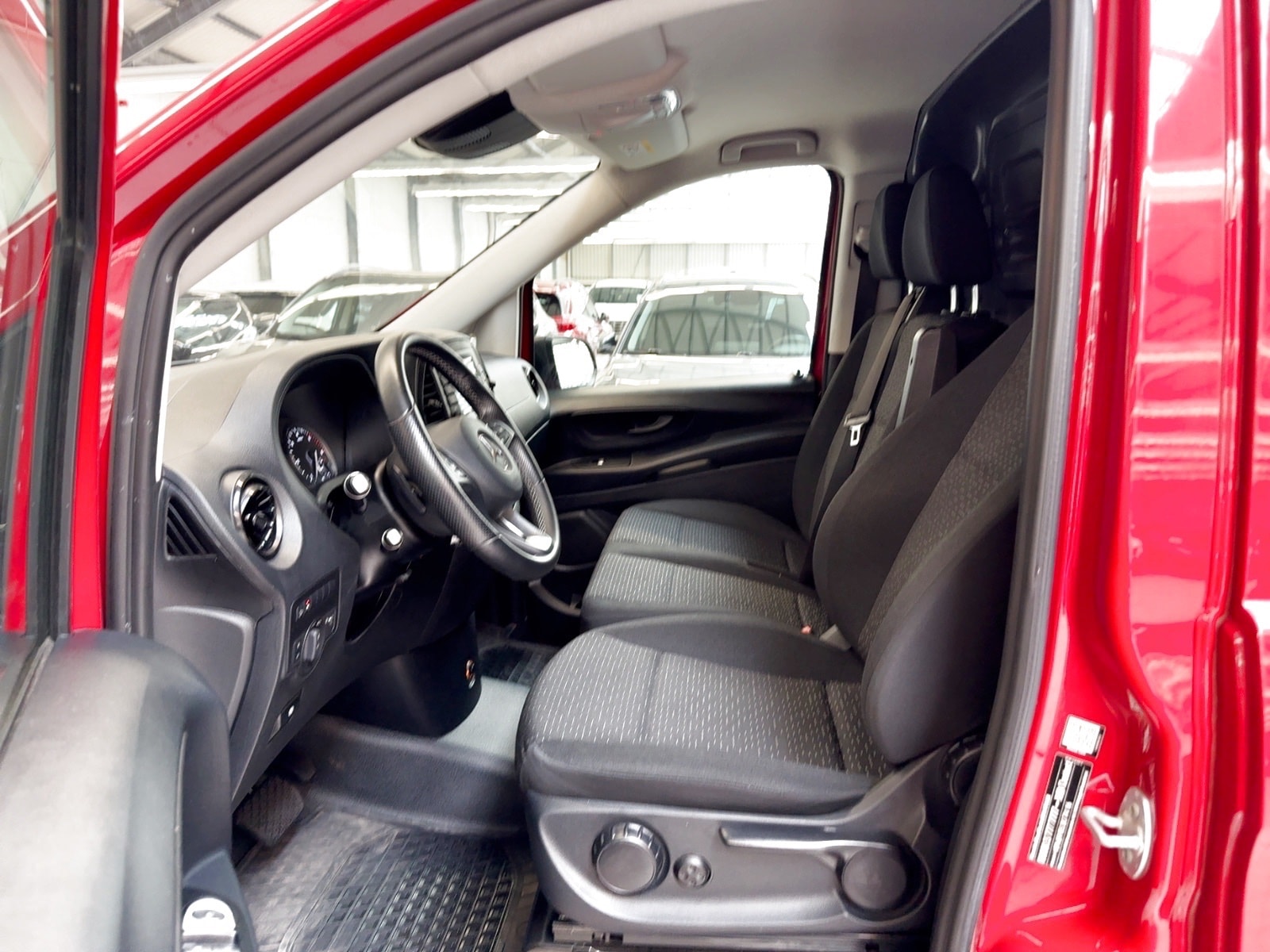 Mercedes Benz Vito Transporter Vito Kasten 114 CDI Pro 4x4 lang (EURO 6d) #8